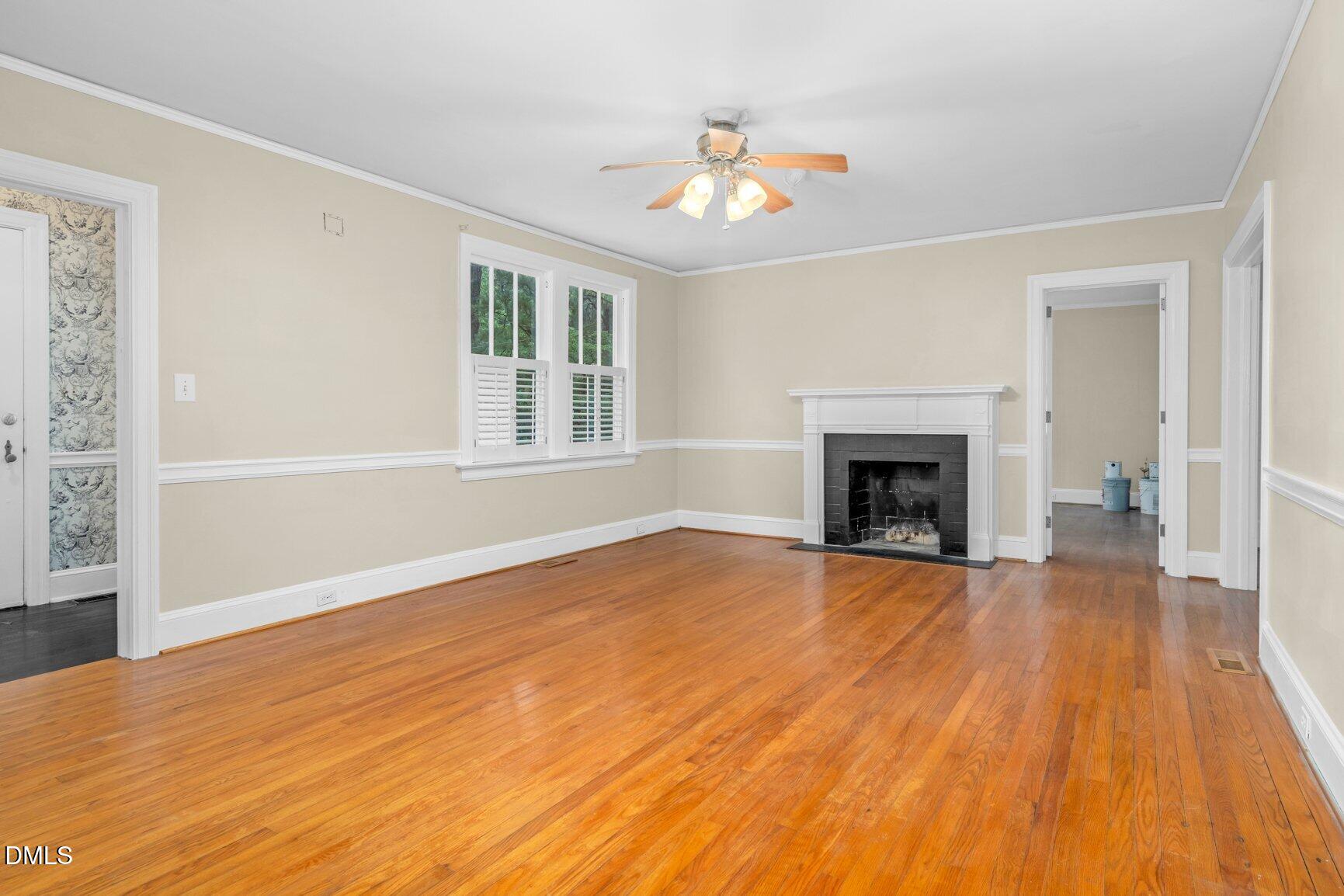 1041 Lafayette Avenue Property Photo 6