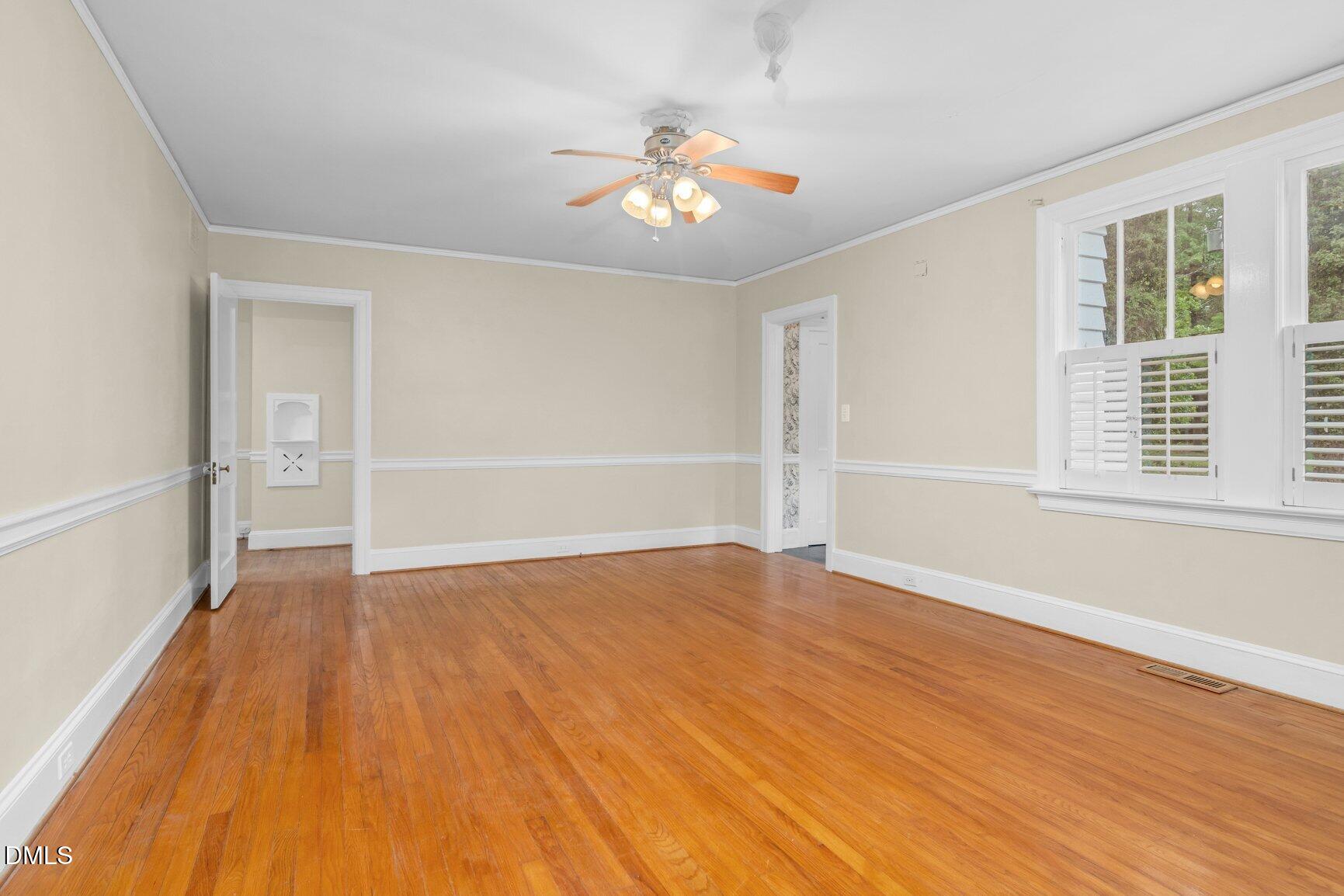 1041 Lafayette Avenue Property Photo 7