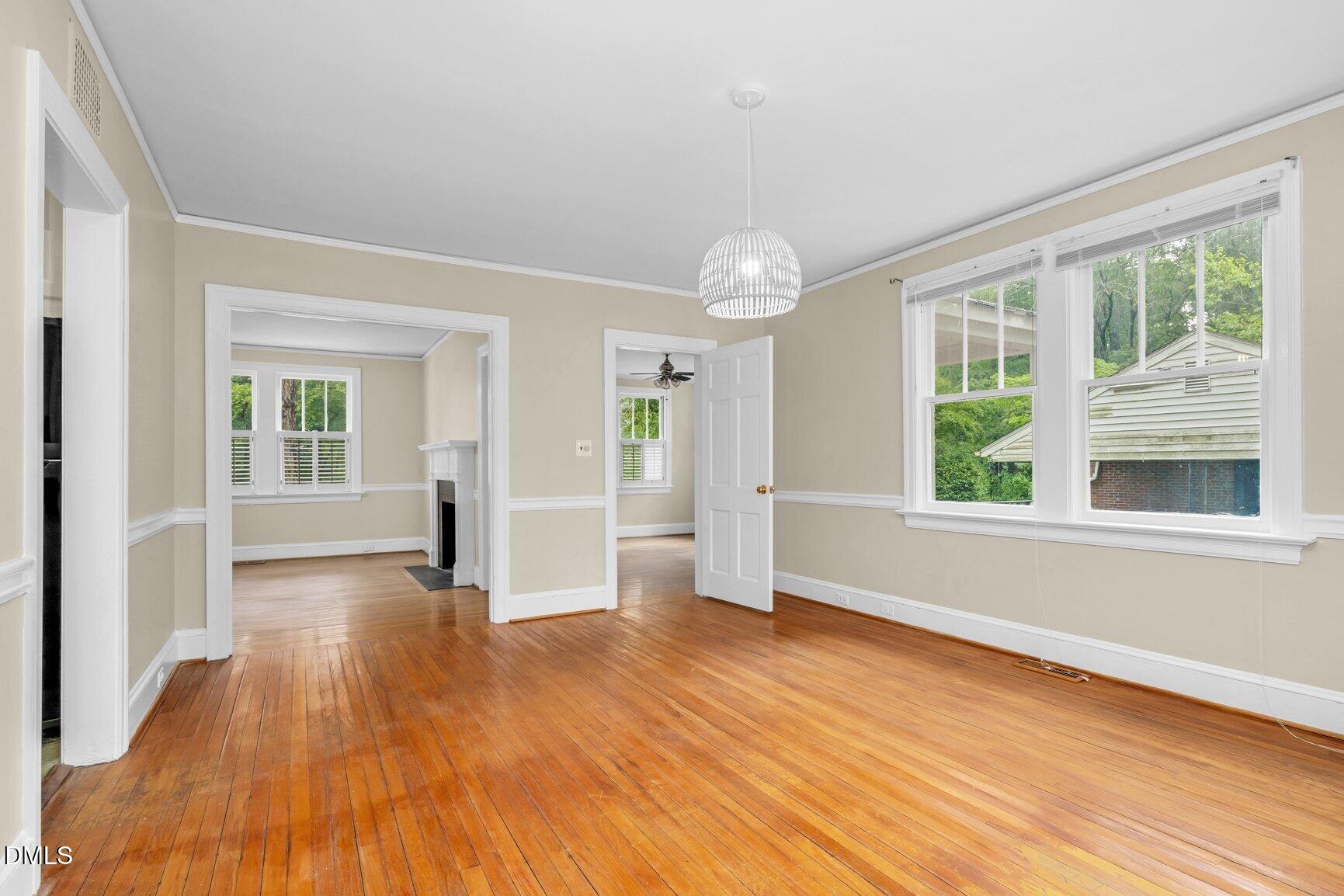 1041 Lafayette Avenue Property Photo 9