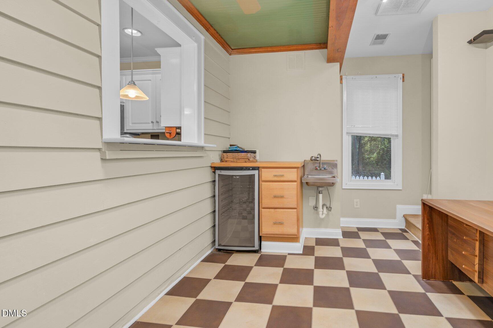 1041 Lafayette Avenue Property Photo 24