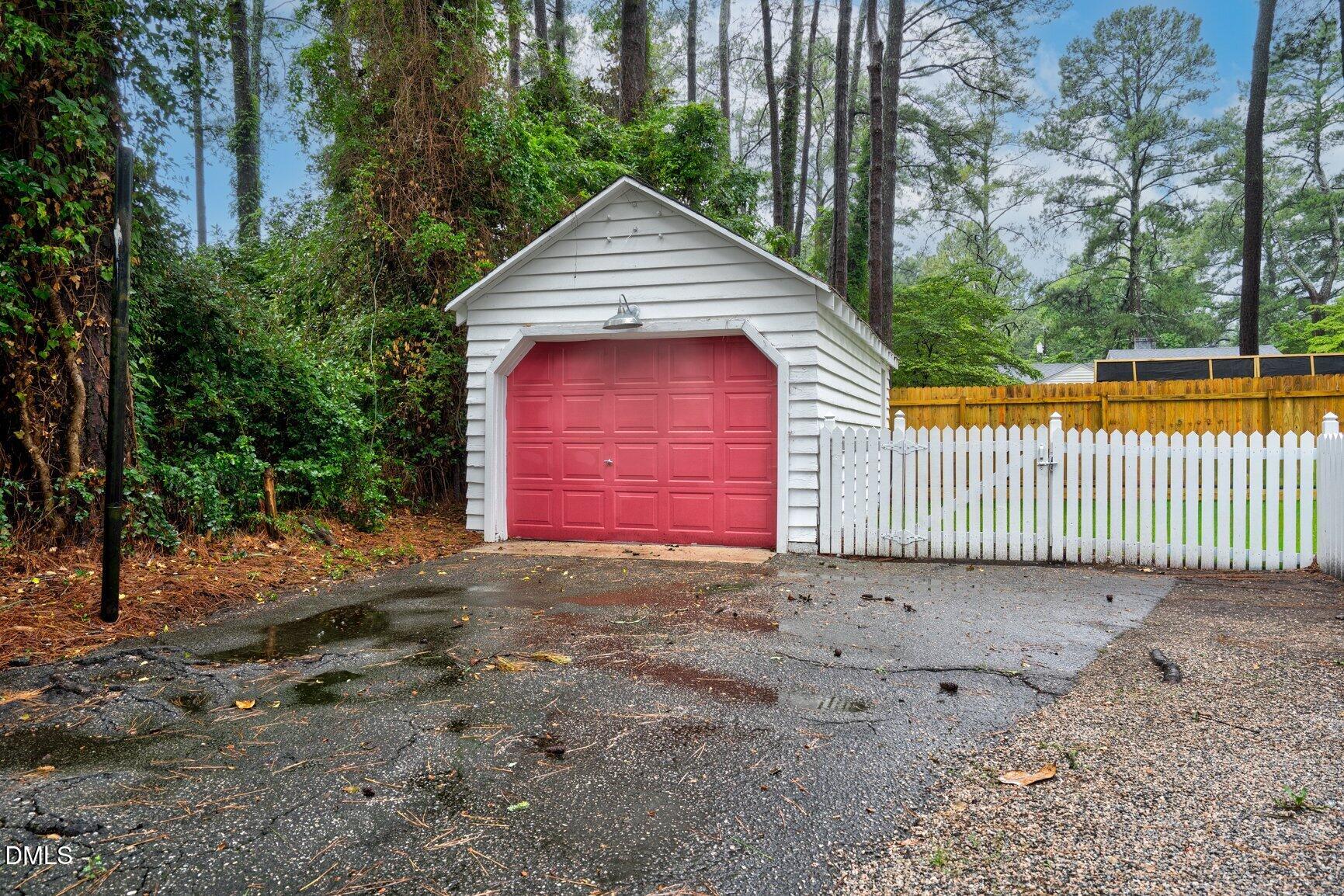 1041 Lafayette Avenue Property Photo 36
