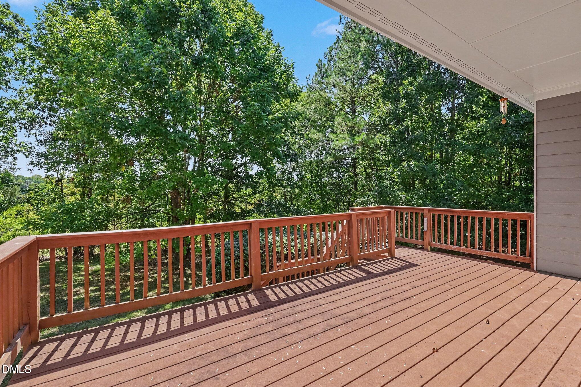 606 Old Chestnut Crossing Property Photo 8
