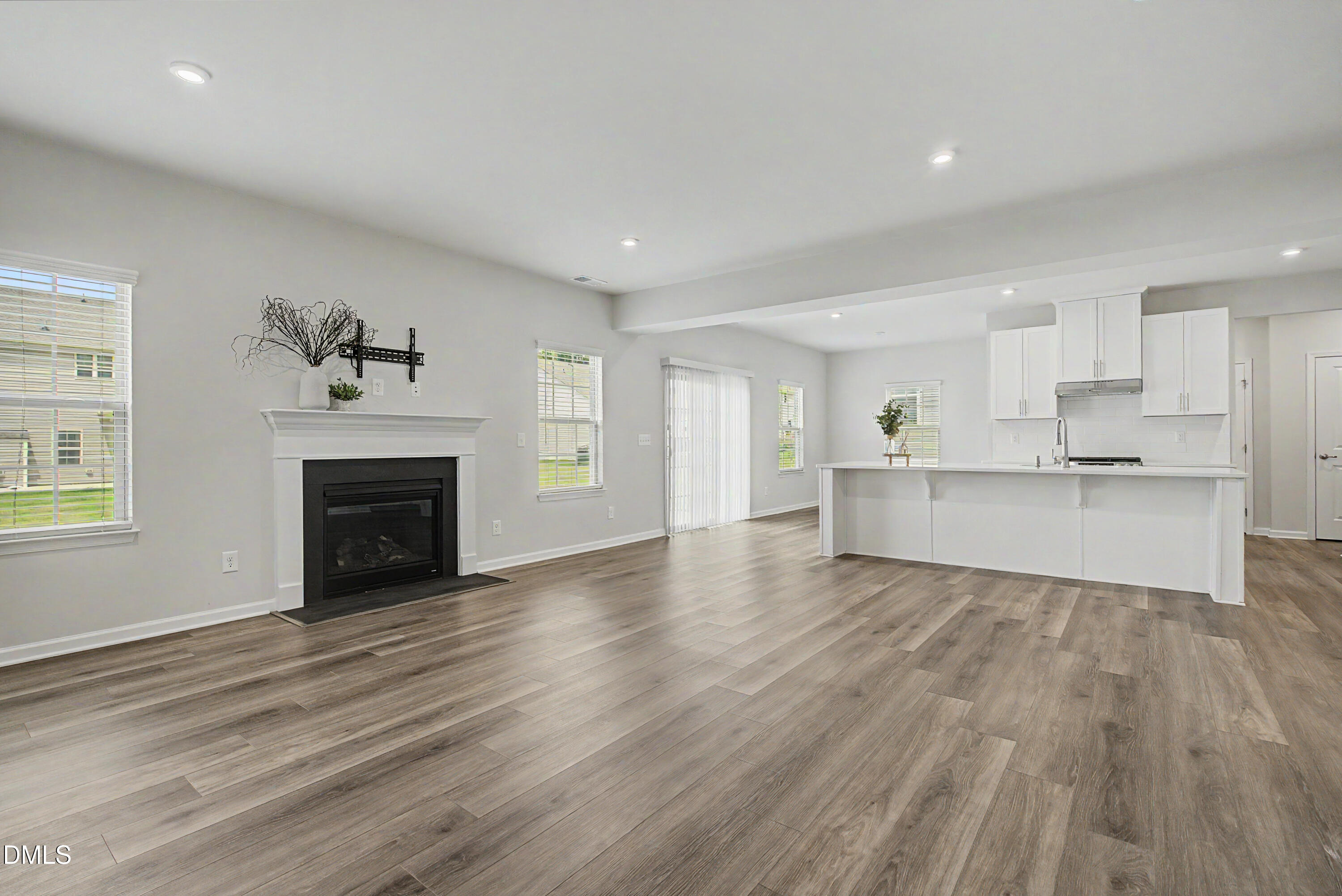 1621 Crimson Leaf Property Photo 19