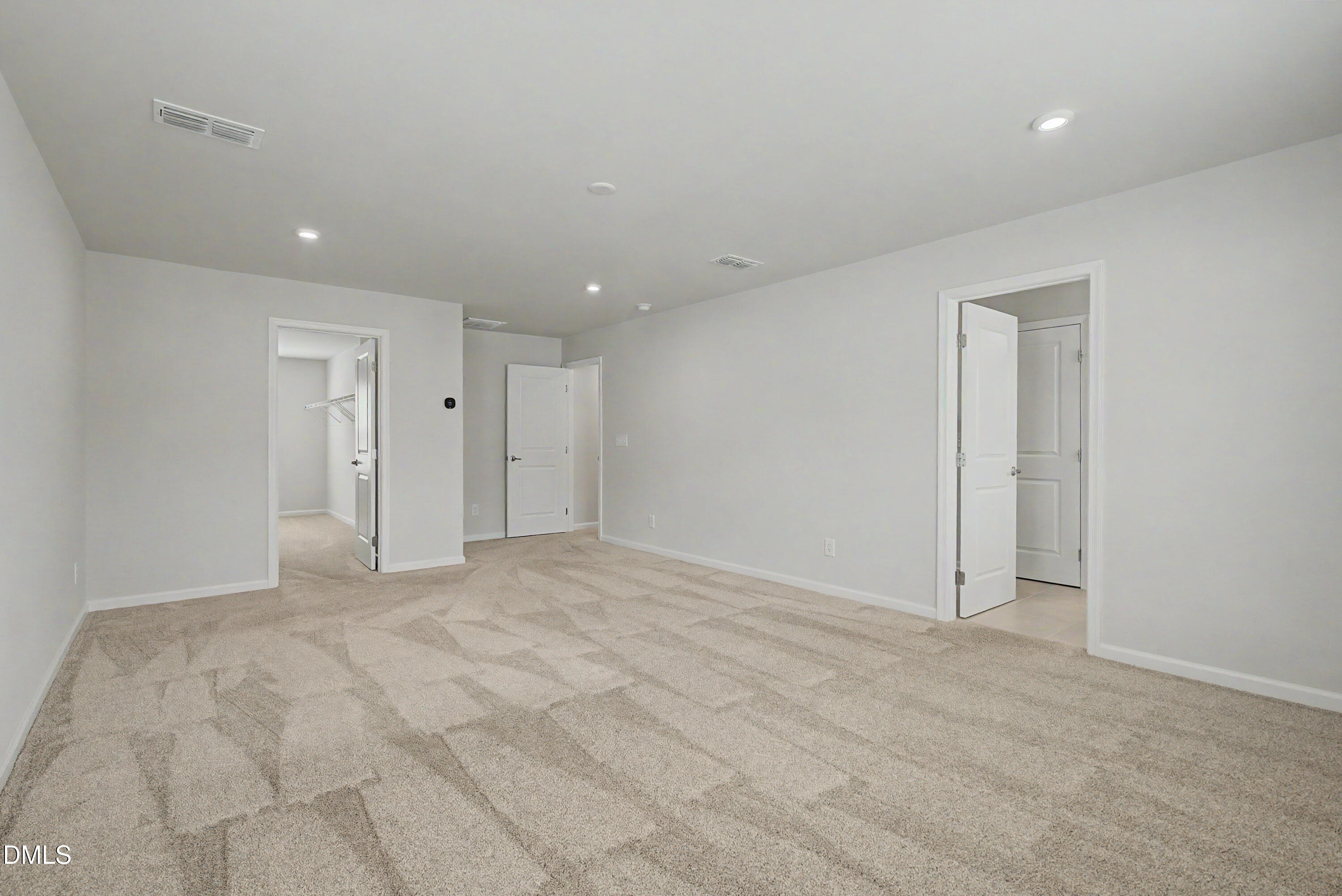 1621 Crimson Leaf Property Photo 37