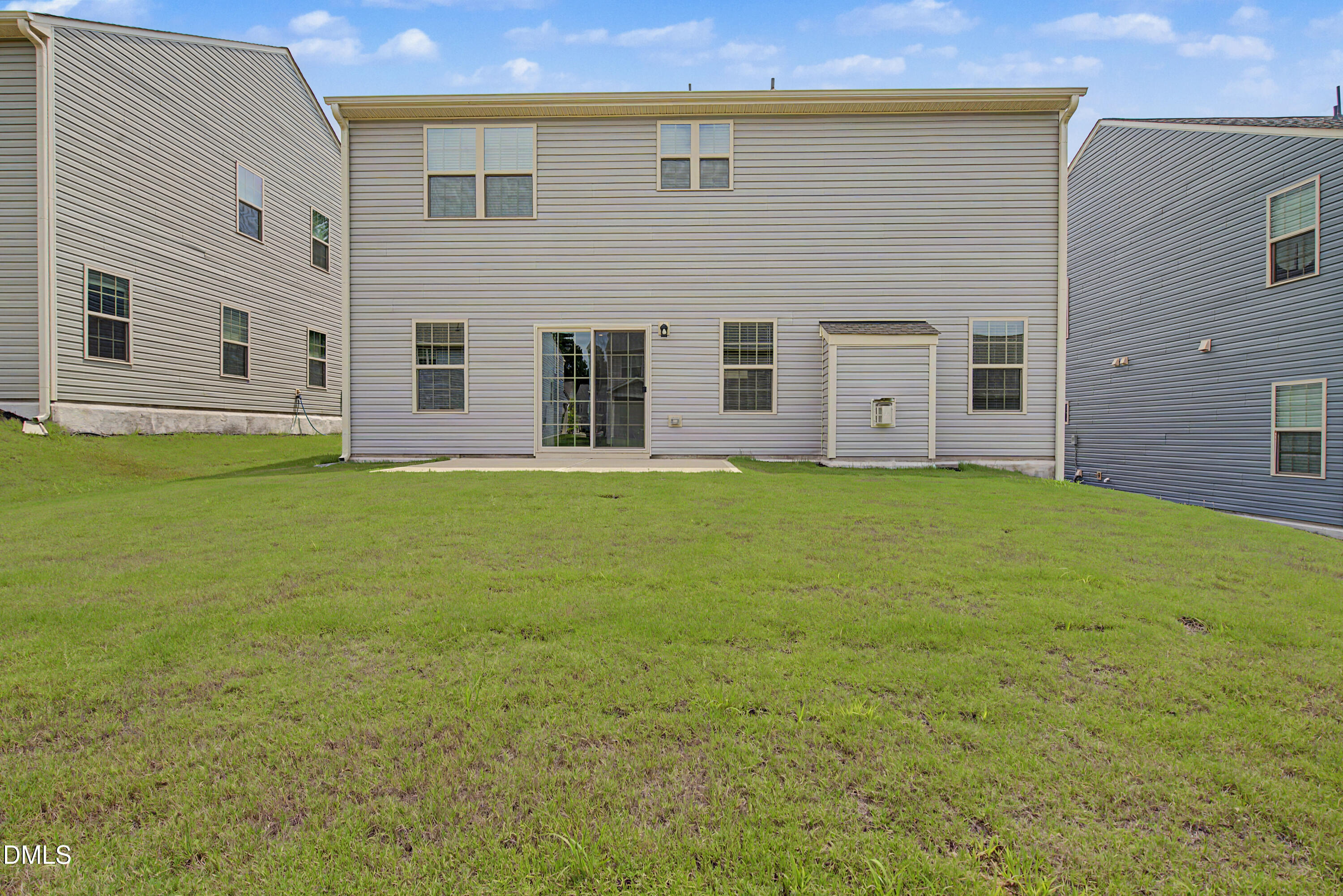 1621 Crimson Leaf Property Photo 47