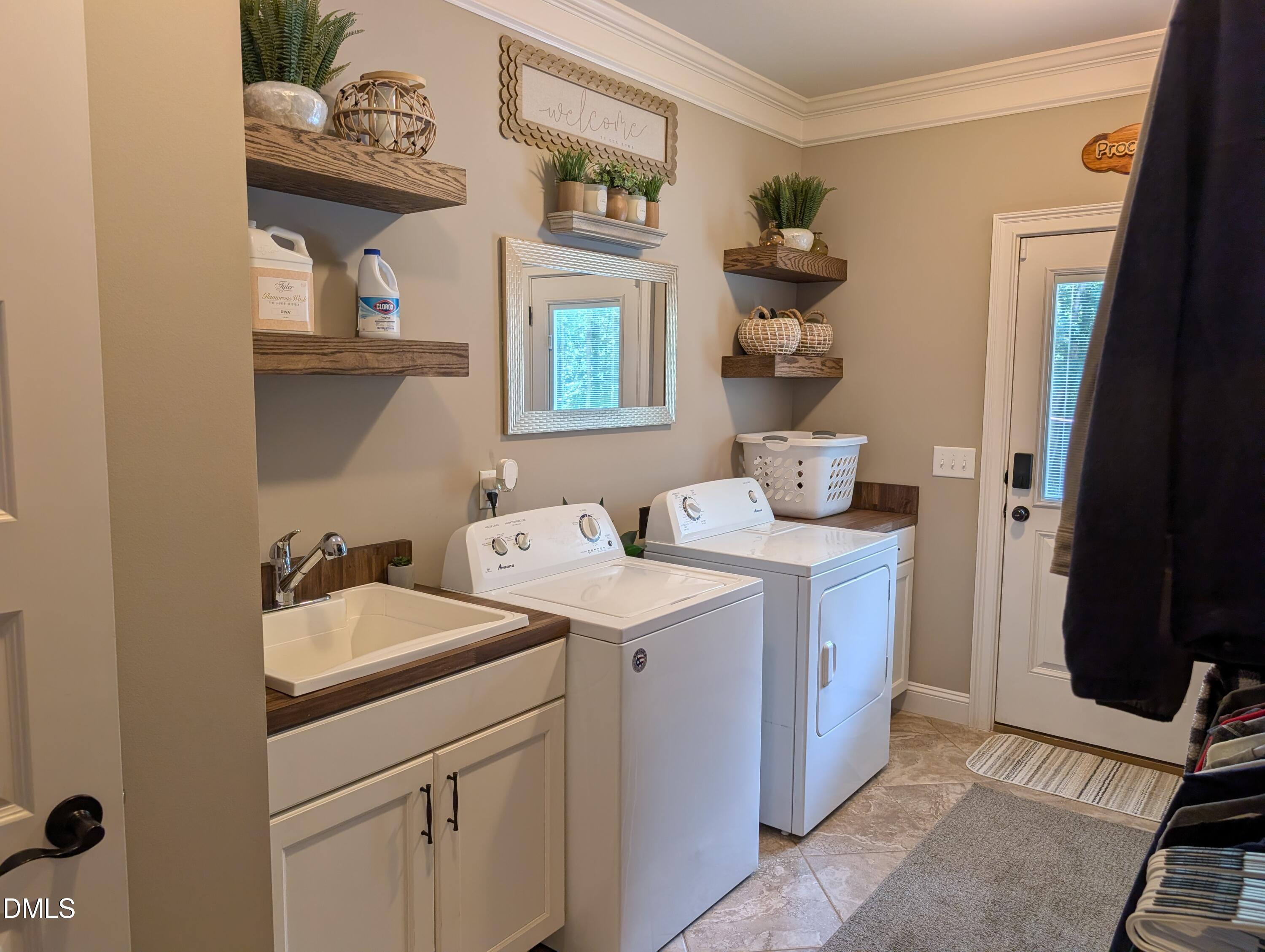 16021 New Light Road Property Photo 14