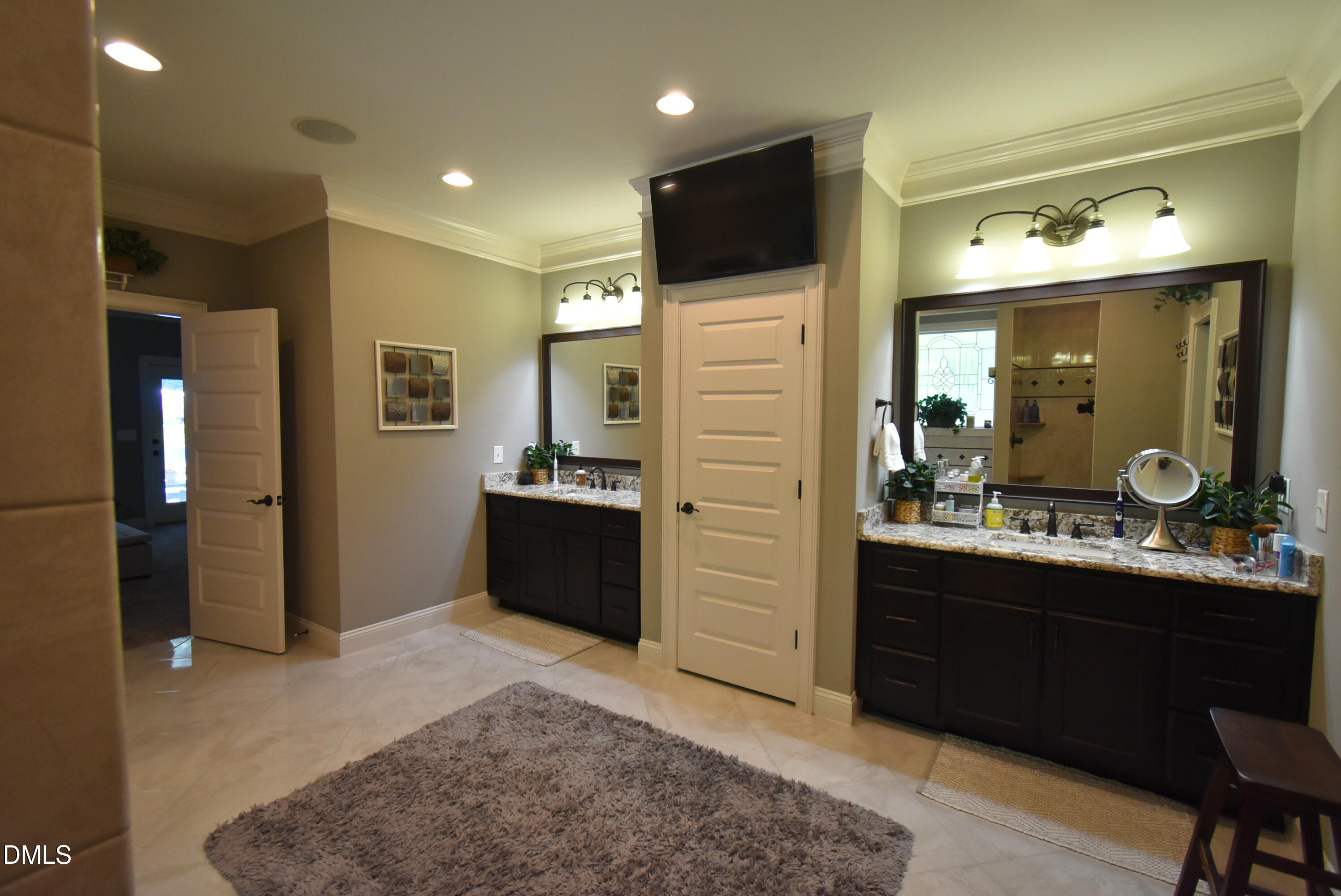 16021 New Light Road Property Photo 28
