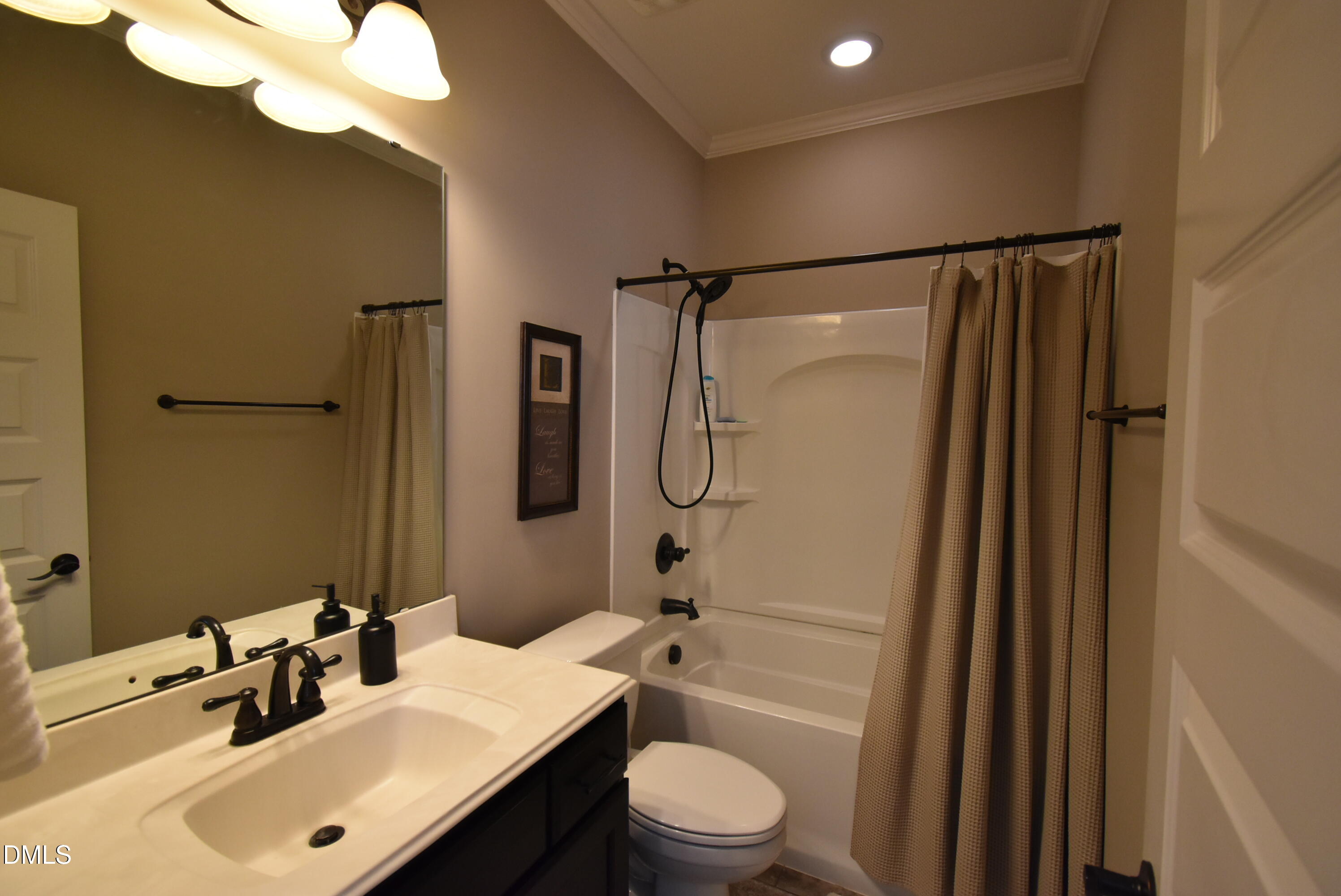 16021 New Light Road Property Photo 32