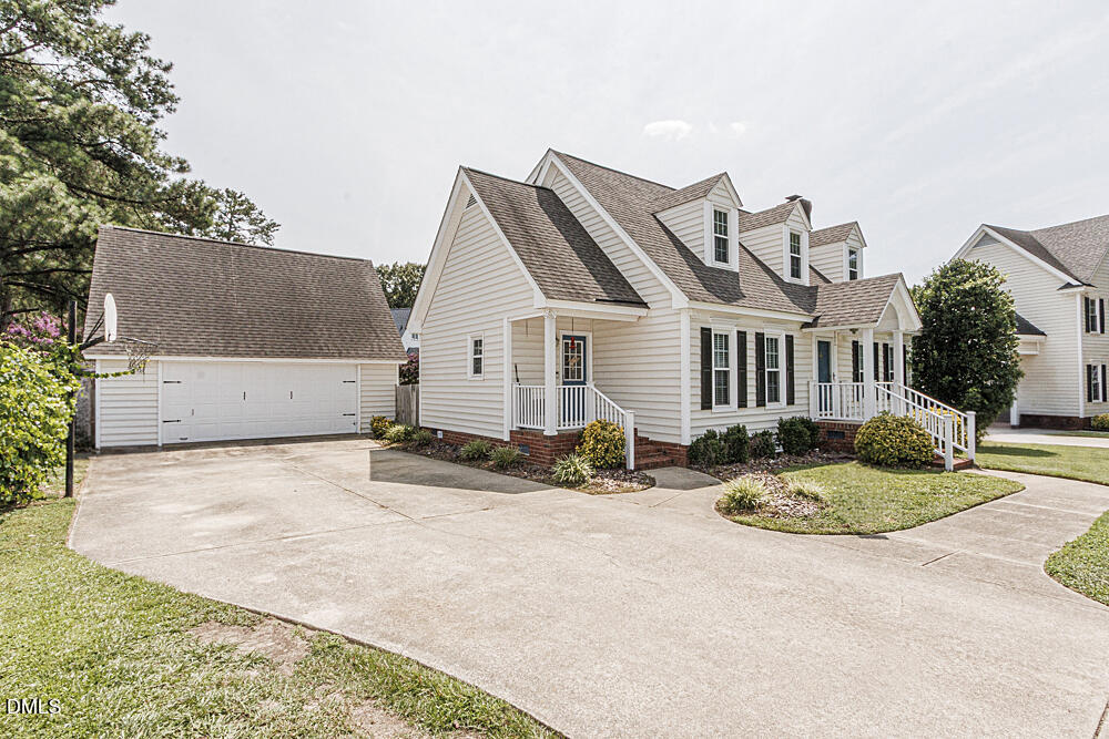 3913 Hampton Drive Property Photo 18