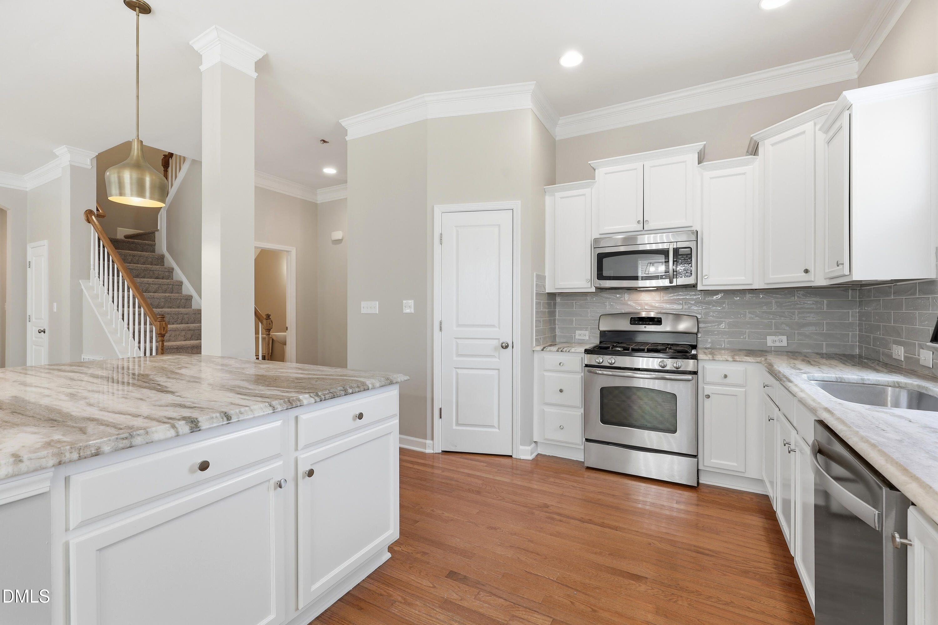 4020 Pheasant Tail Court Property Photo 2
