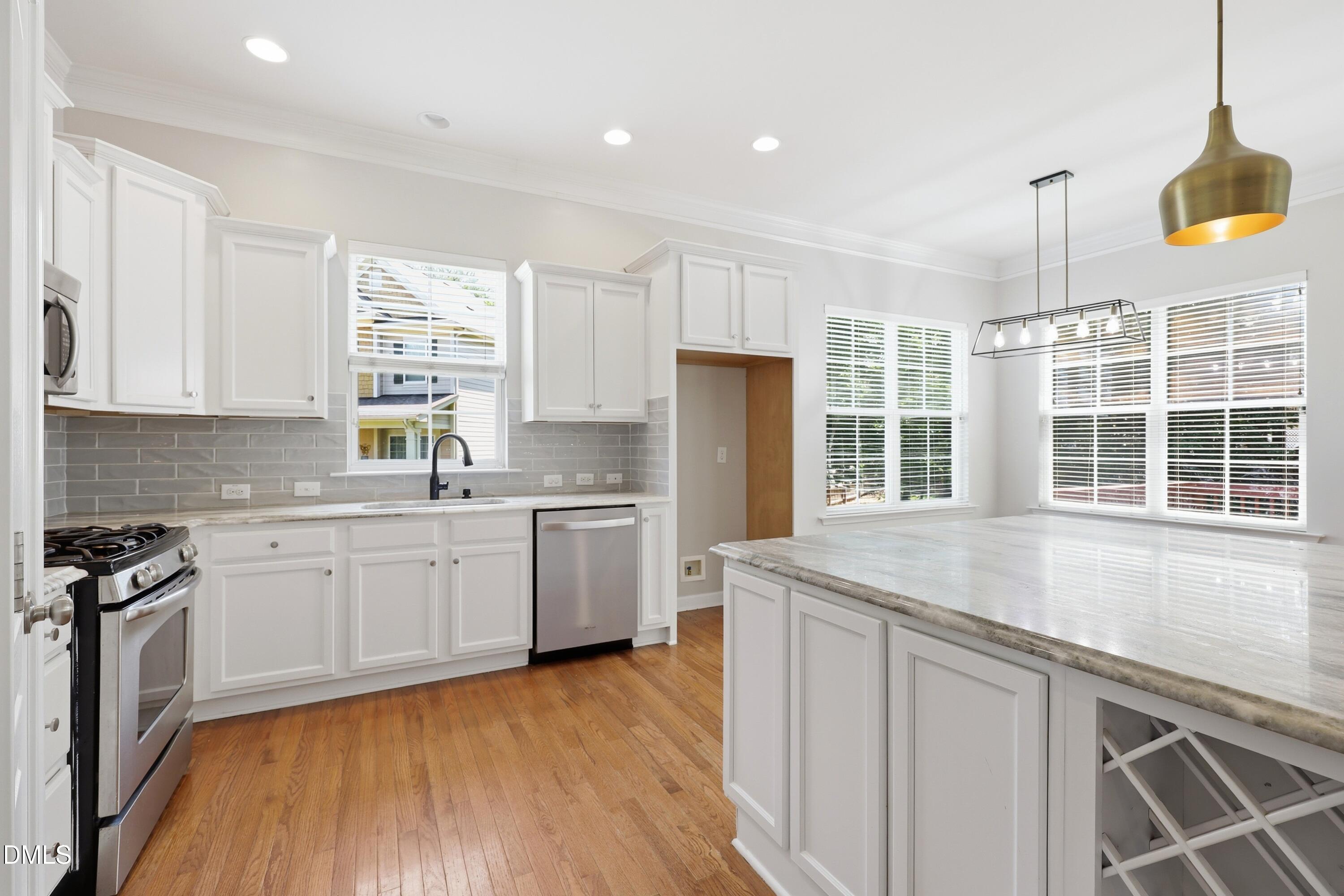 4020 Pheasant Tail Court Property Photo 3
