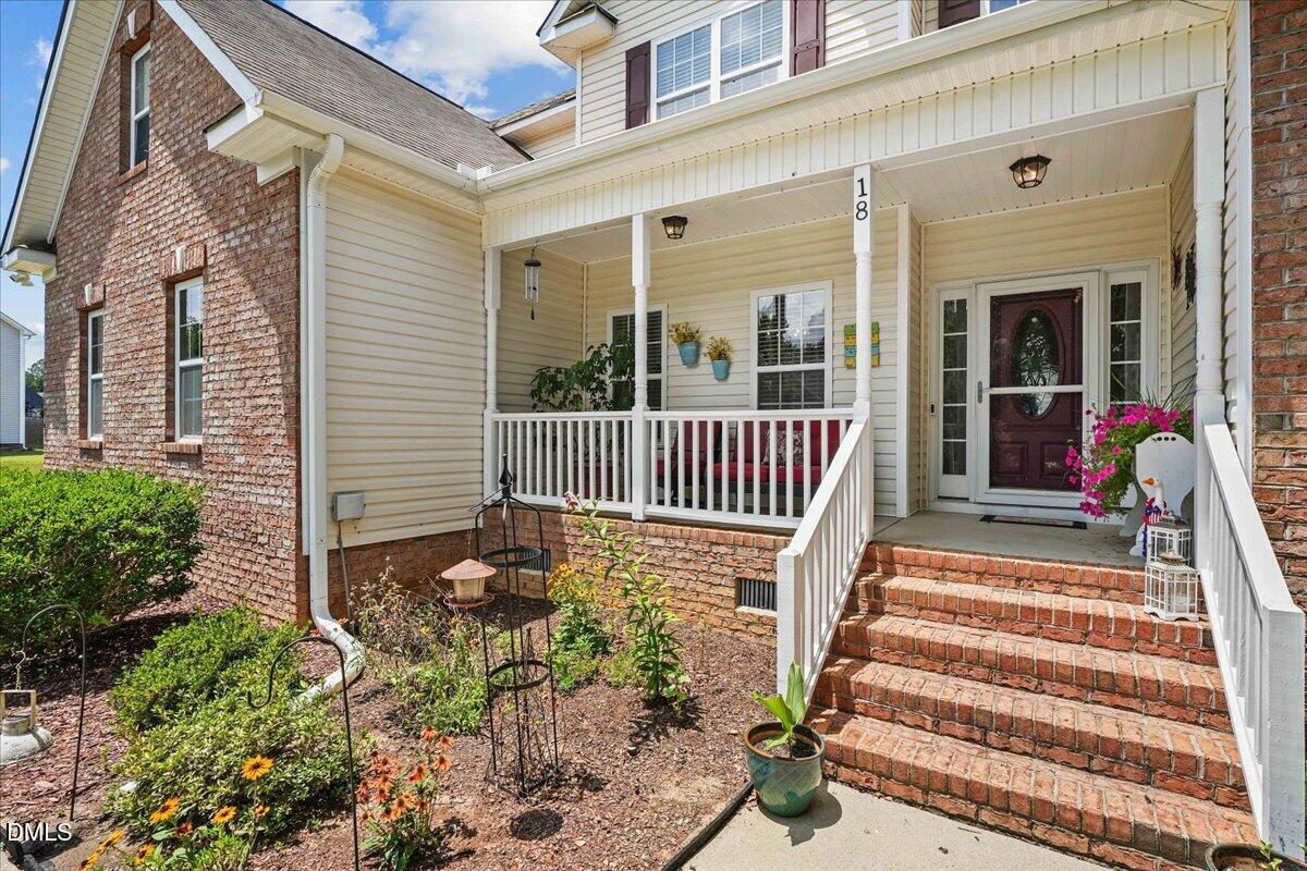 18 Treewood Lane Property Photo 2