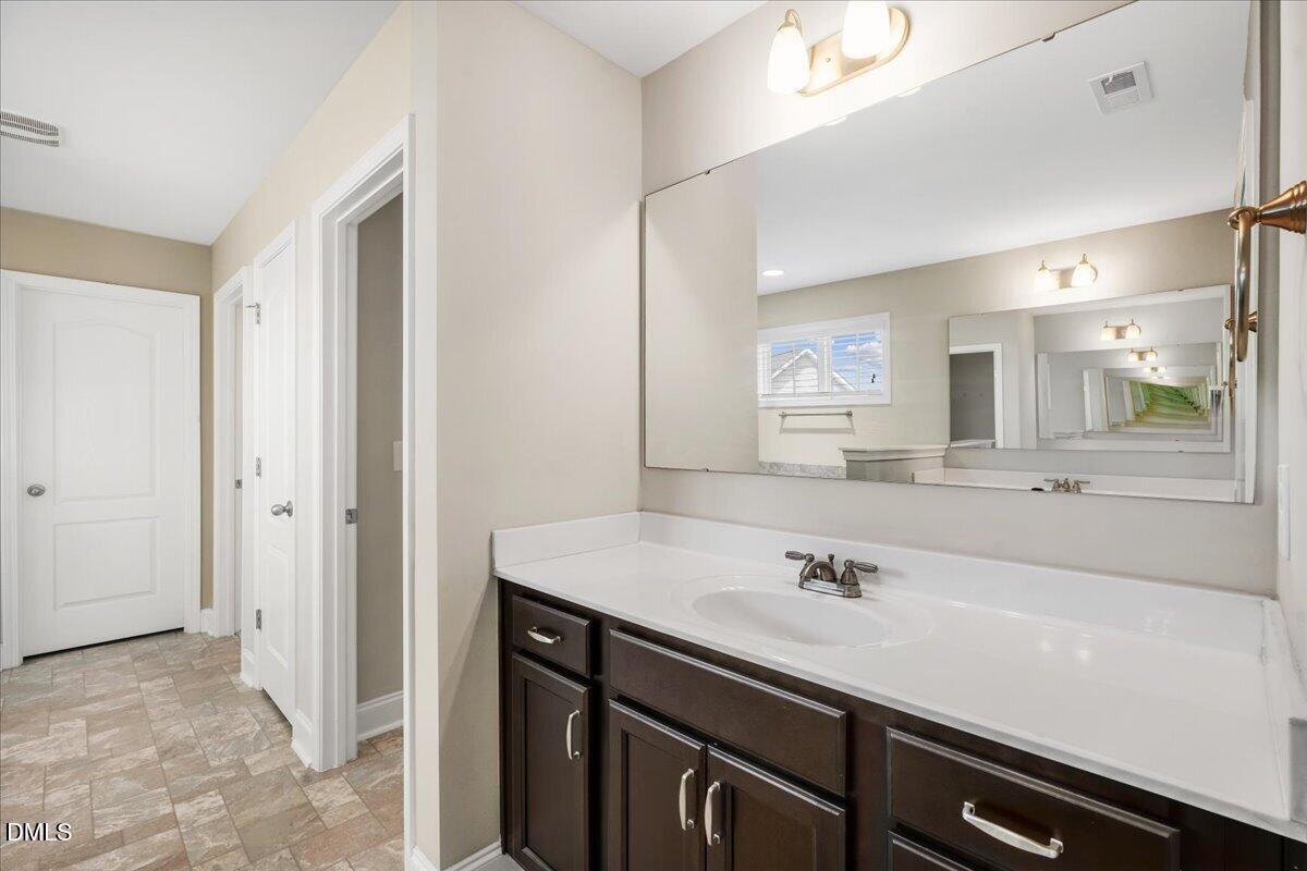 105 Mondavi Court Property Photo 34