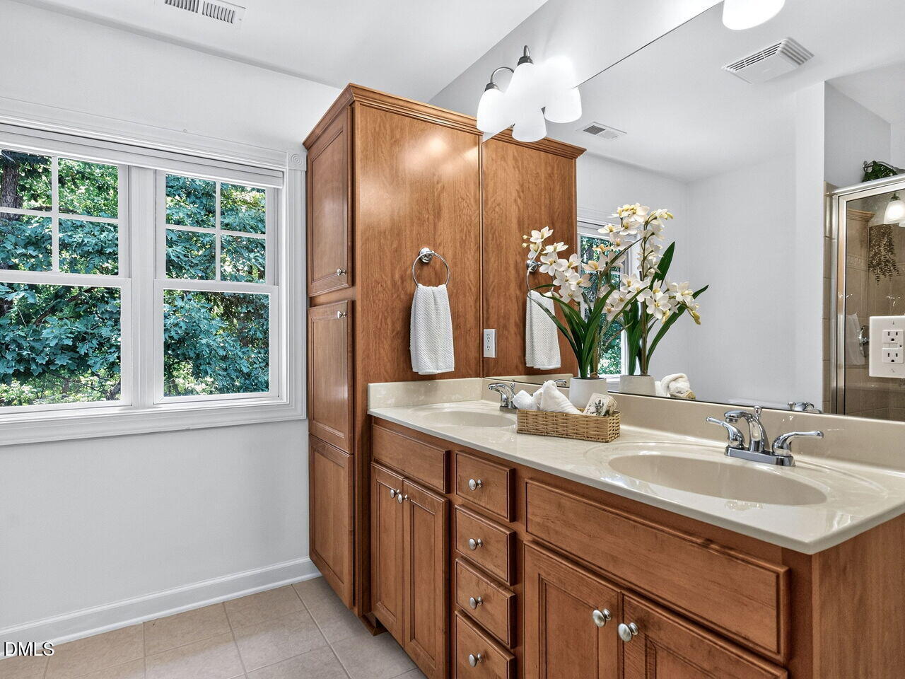 1107 Elbury Drive Property Photo 19