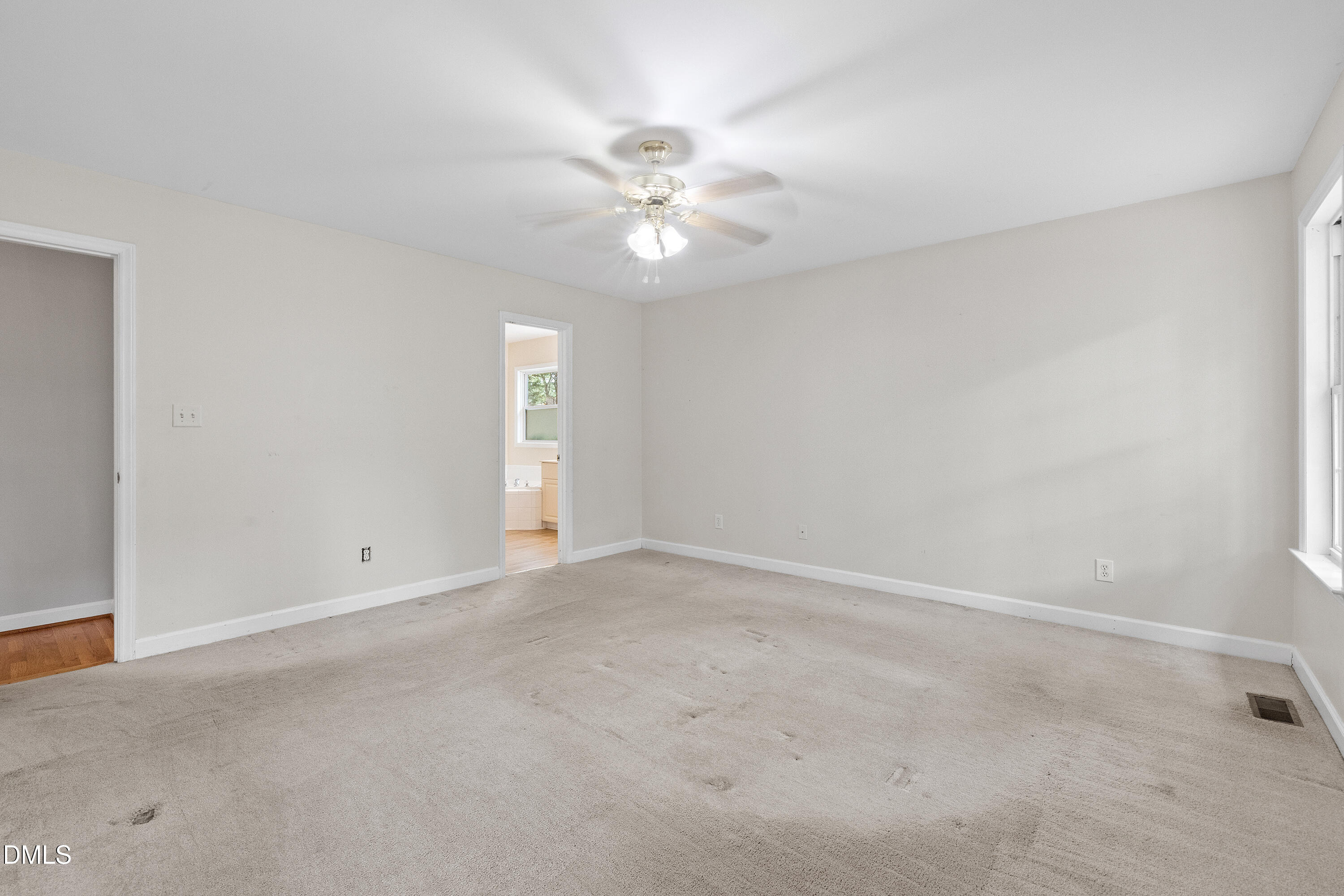 6600 St Jens Lane Property Photo 26