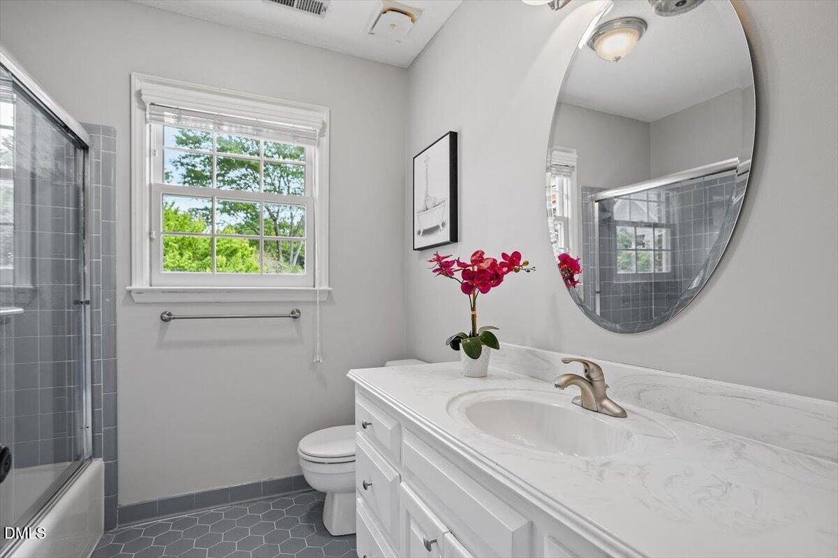 4925 Birchleaf Drive Property Photo 32