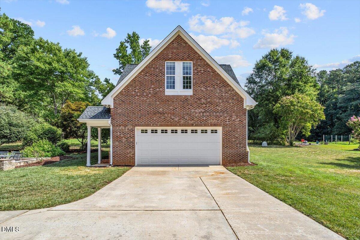 4925 Birchleaf Drive Property Photo 40