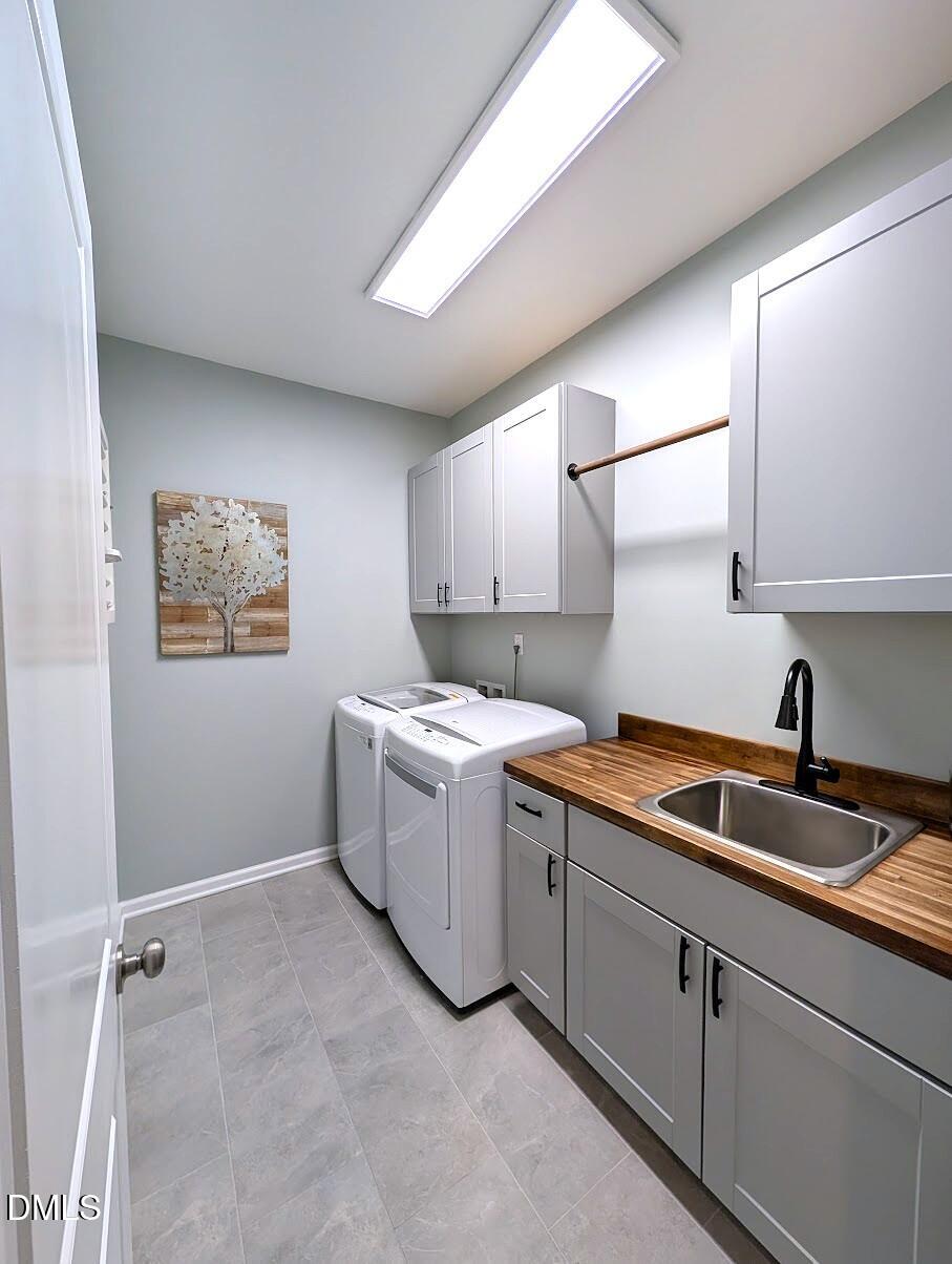 2969 Thirlestane Drive Property Photo 10