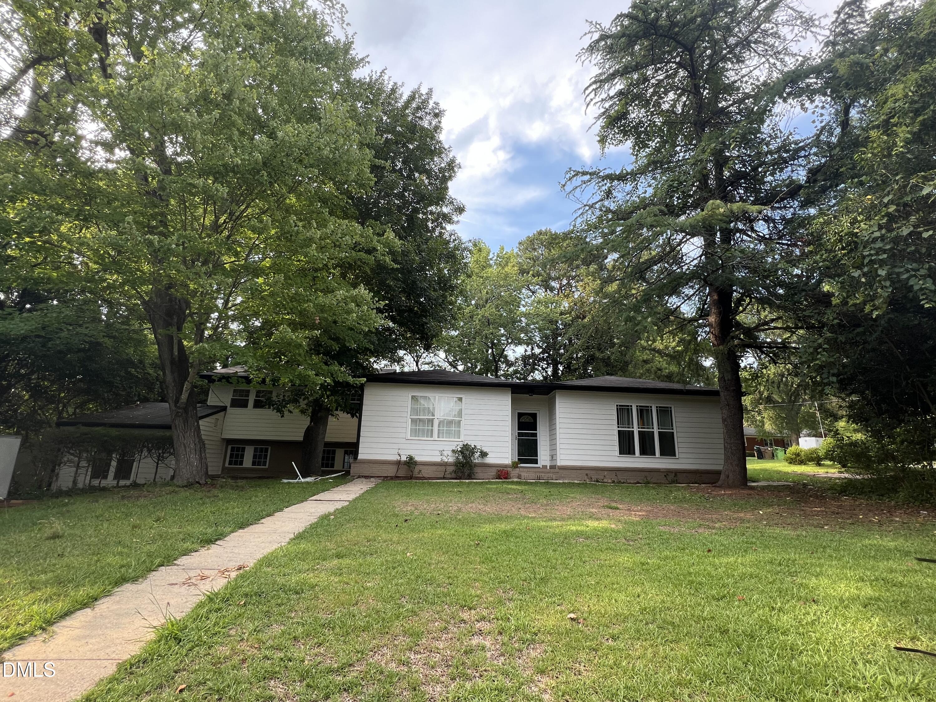 5002 Wickham Road Property Photo 1