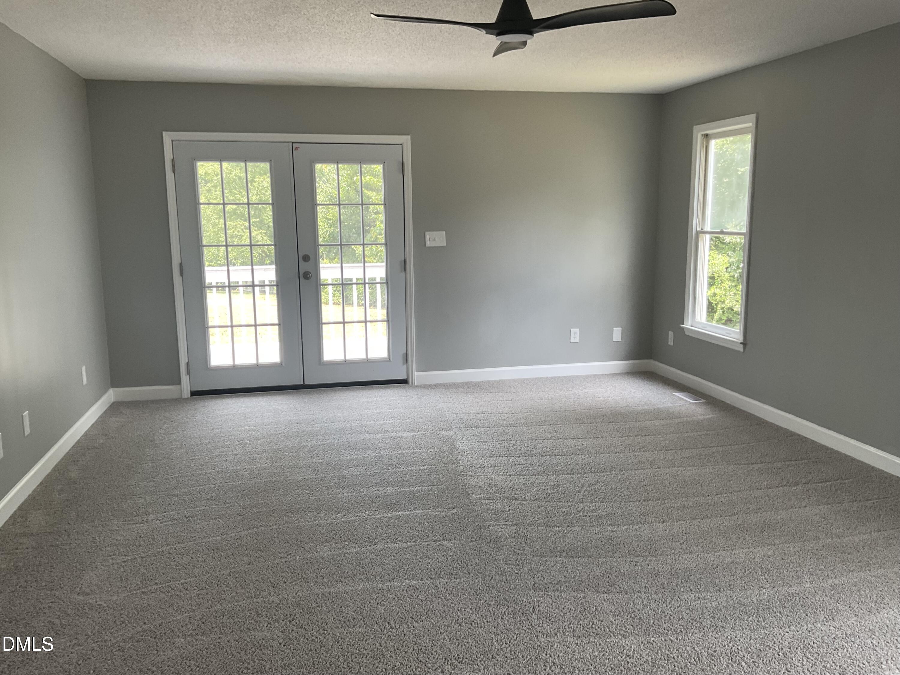 6321 Calico Court Property Photo 4