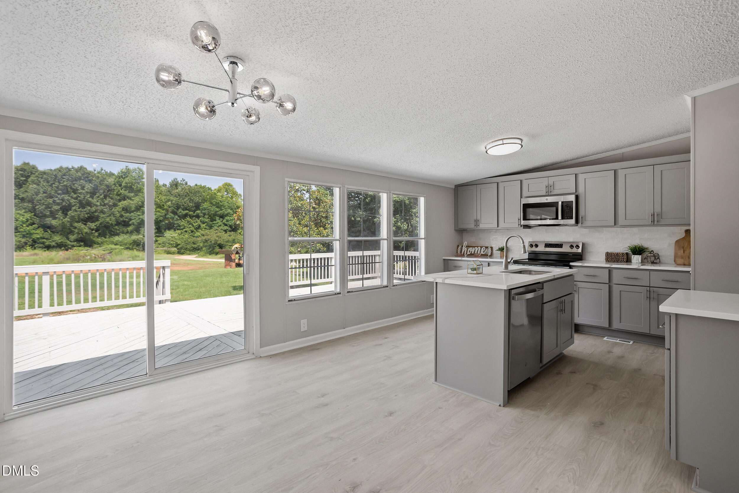 4674 Denton Road Property Photo 10