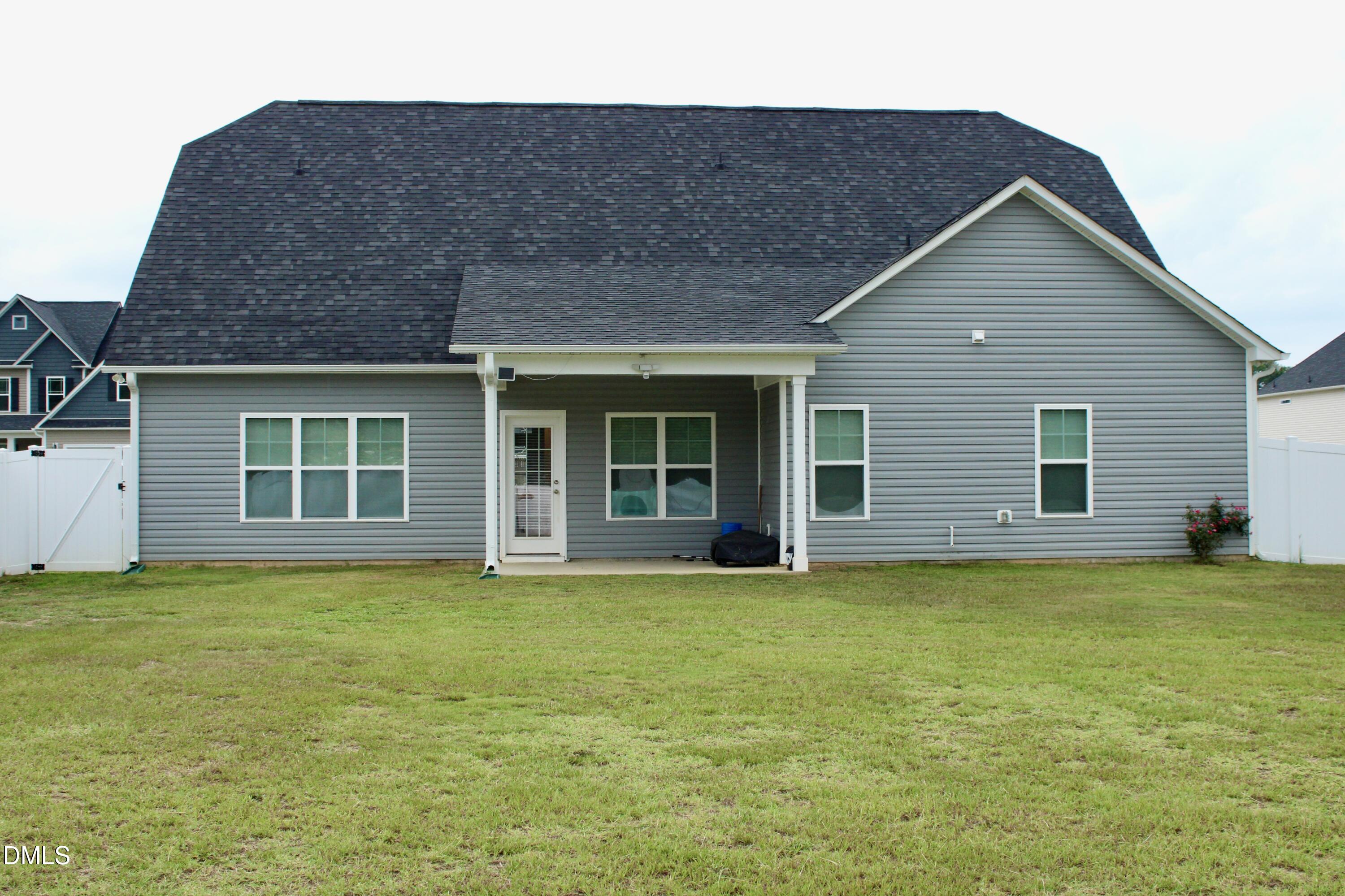 20 E Sand Luggs Court Property Photo 6