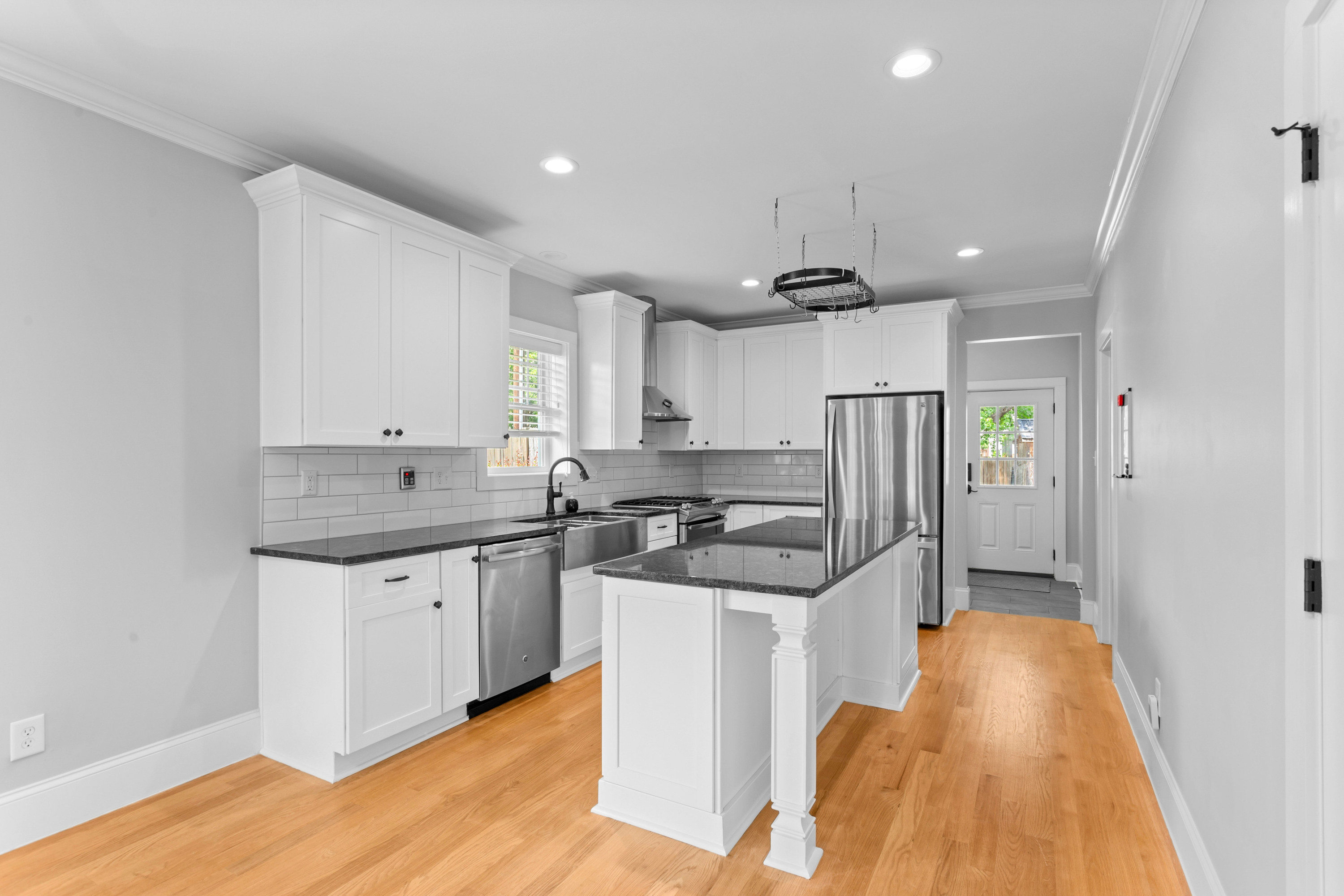 801 Dowd Street Property Photo 6