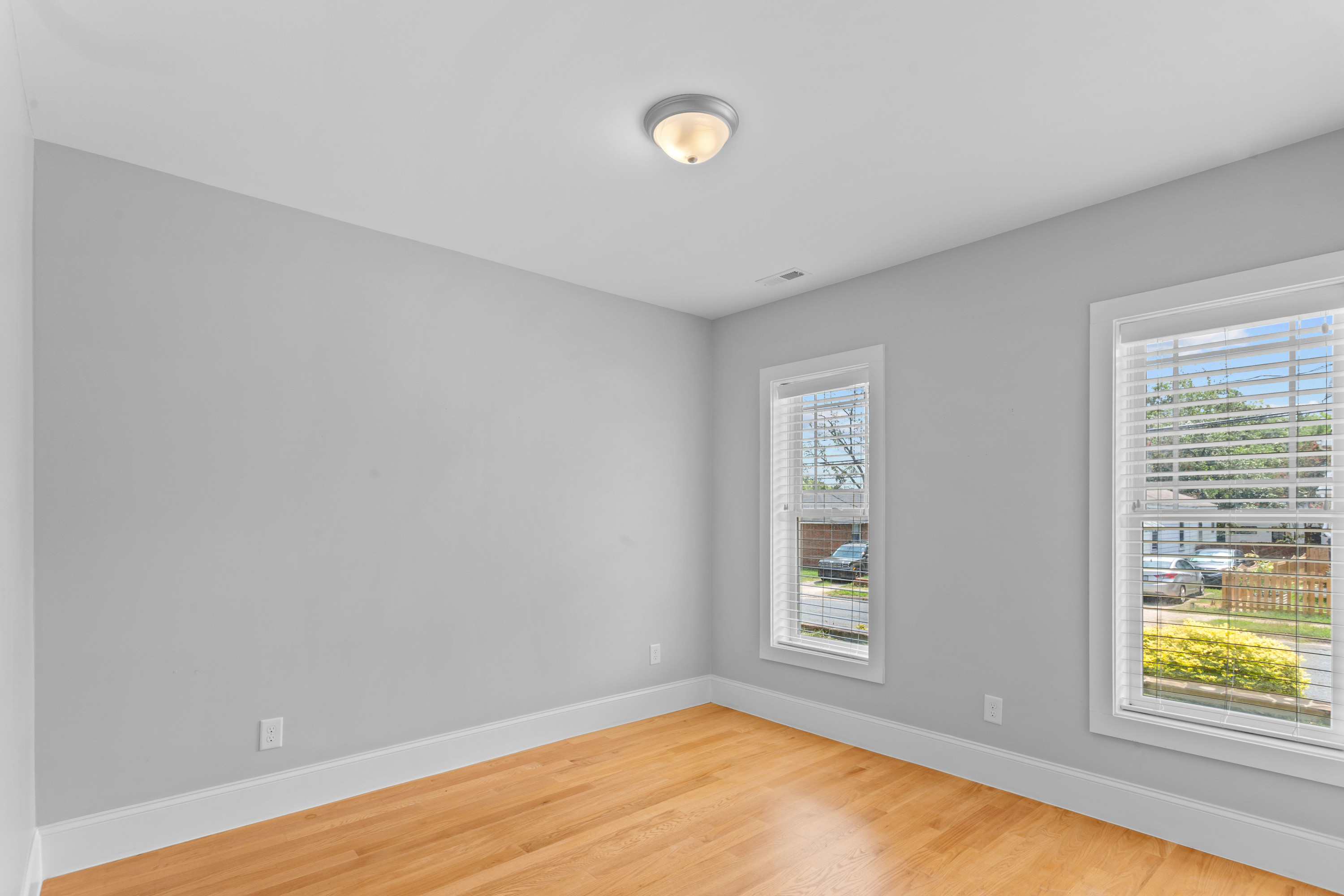 801 Dowd Street Property Photo 15