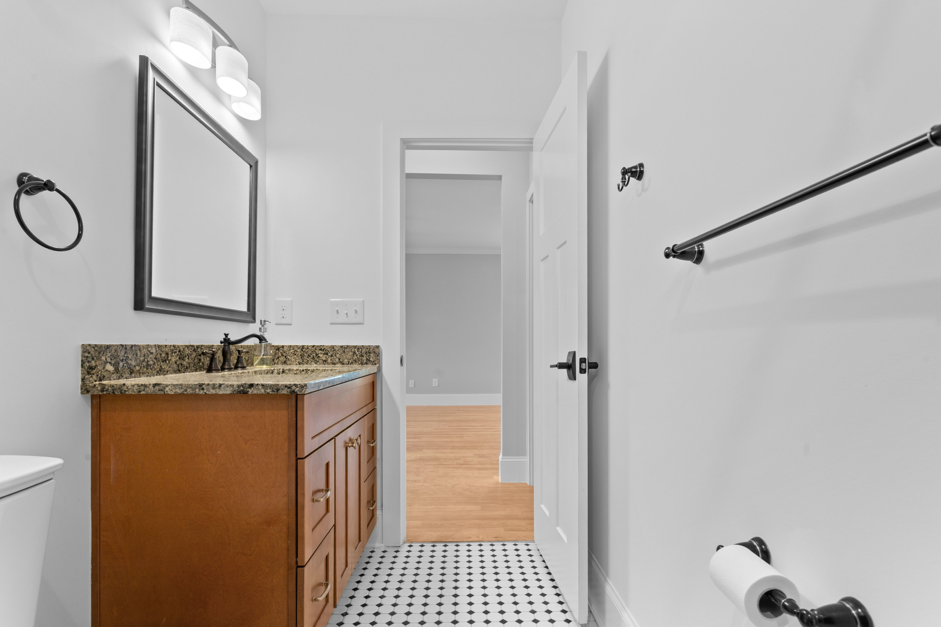 801 Dowd Street Property Photo 17