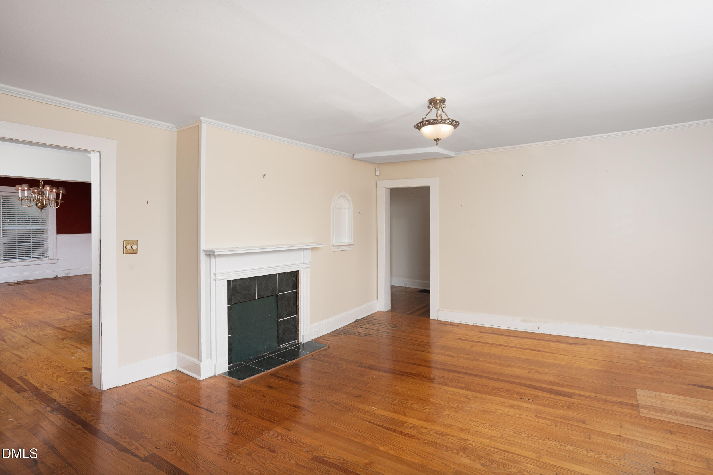 1016 Wells Street Property Photo 7