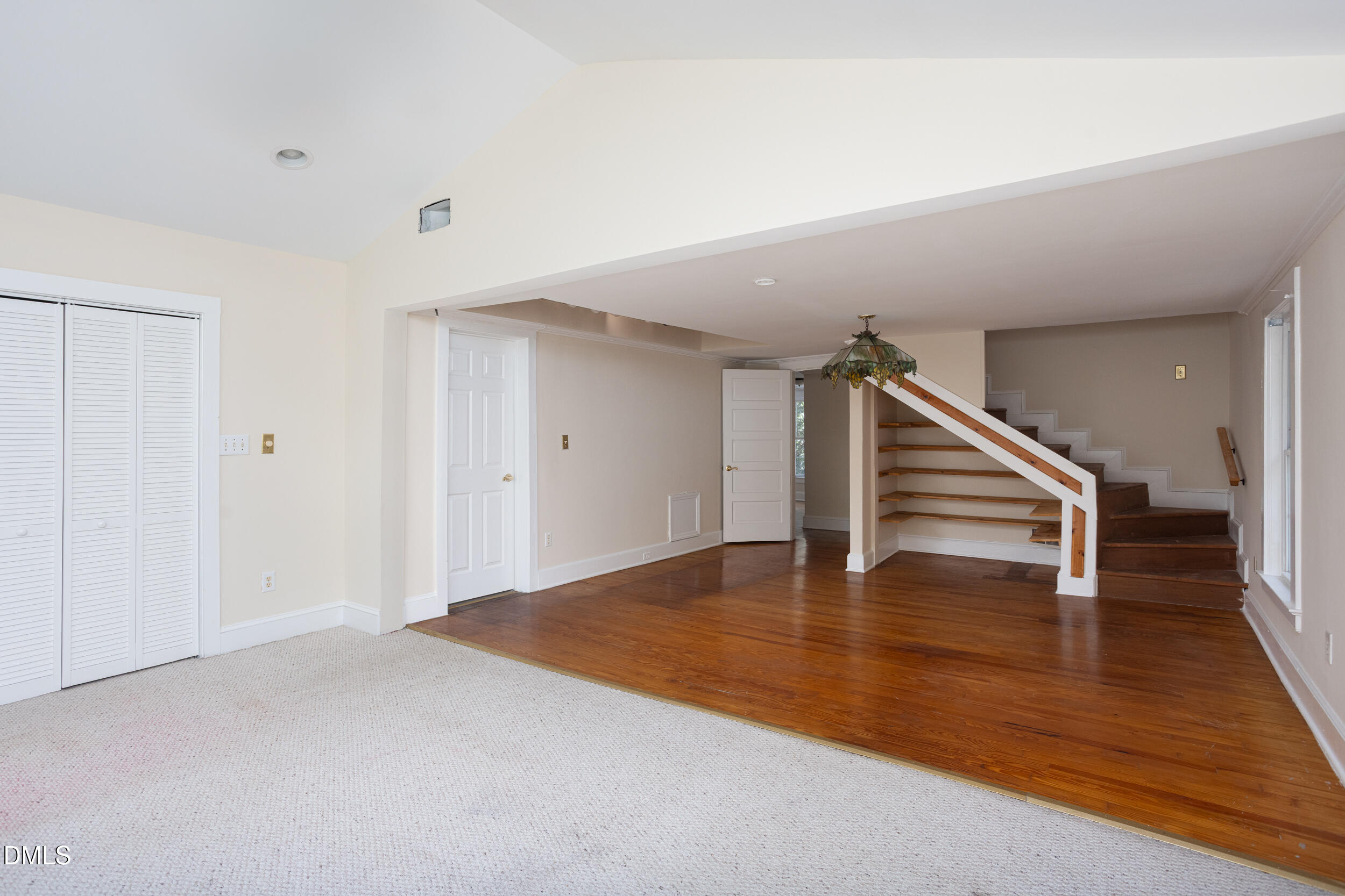 1016 Wells Street Property Photo 16