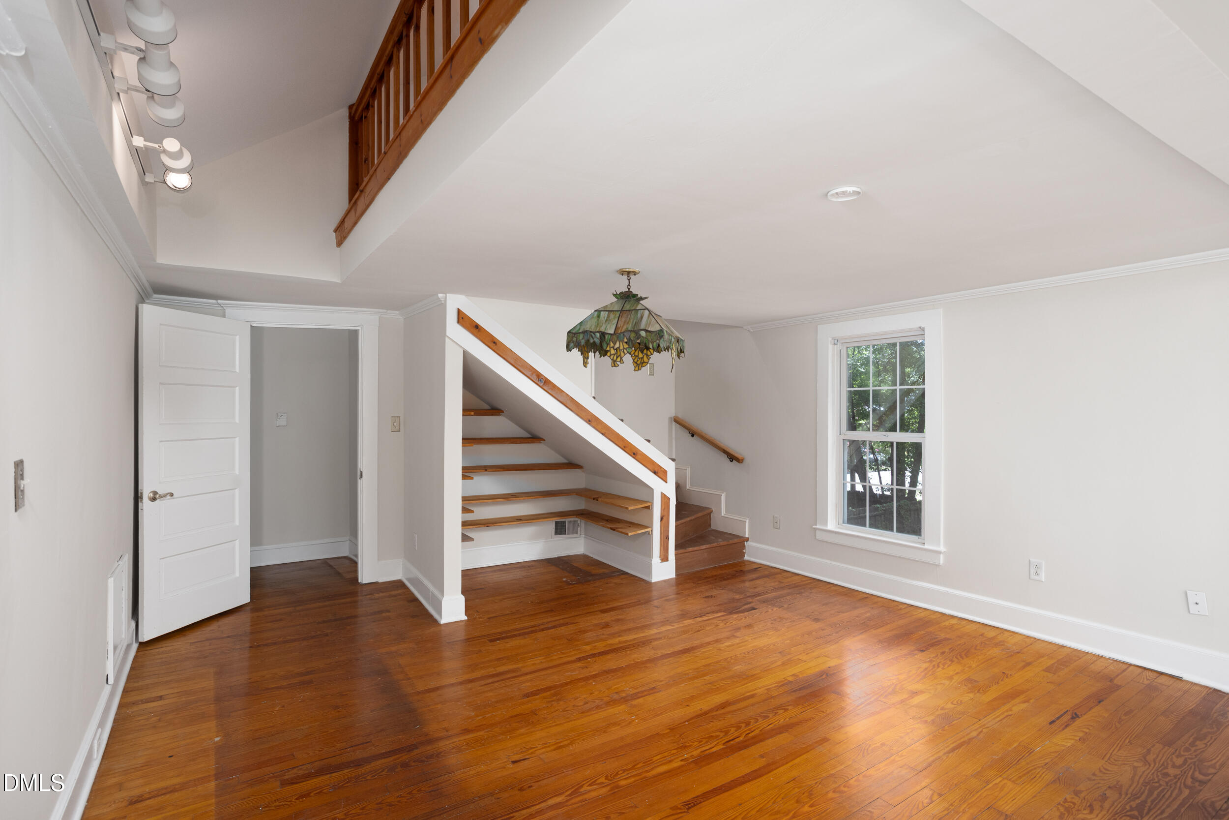 1016 Wells Street Property Photo 18