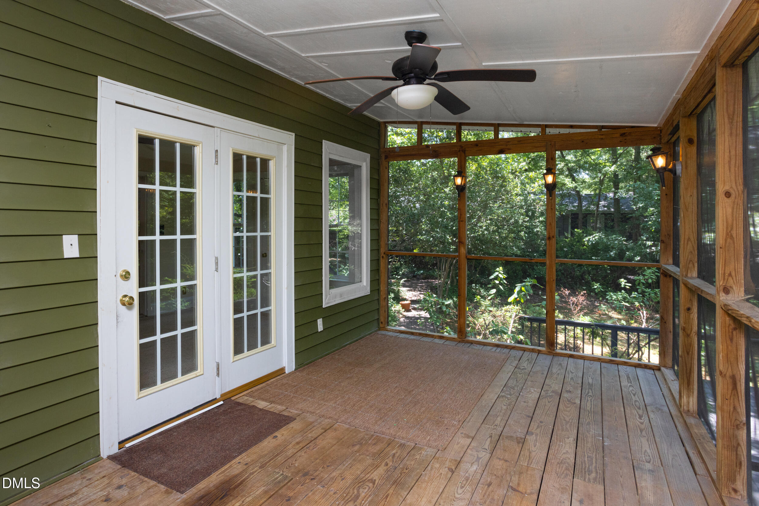 1016 Wells Street Property Photo 26