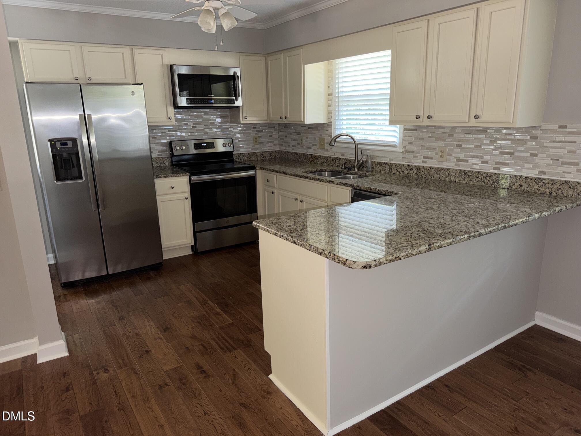 101 Angus Court Property Photo 11