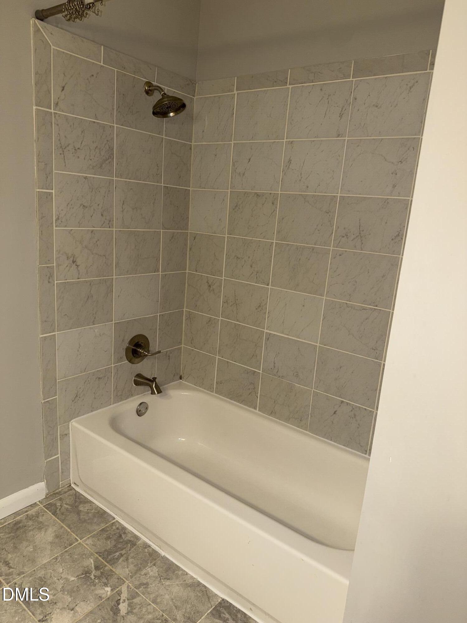 101 Angus Court Property Photo 14