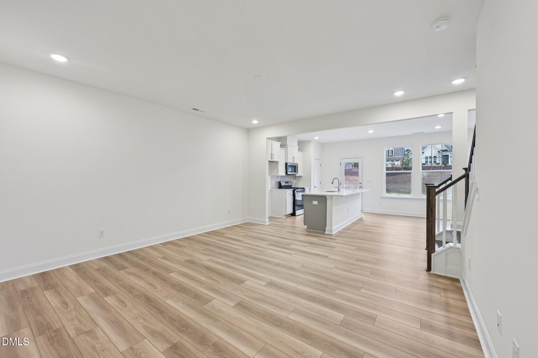 629 Sefton Park Drive Property Photo 1