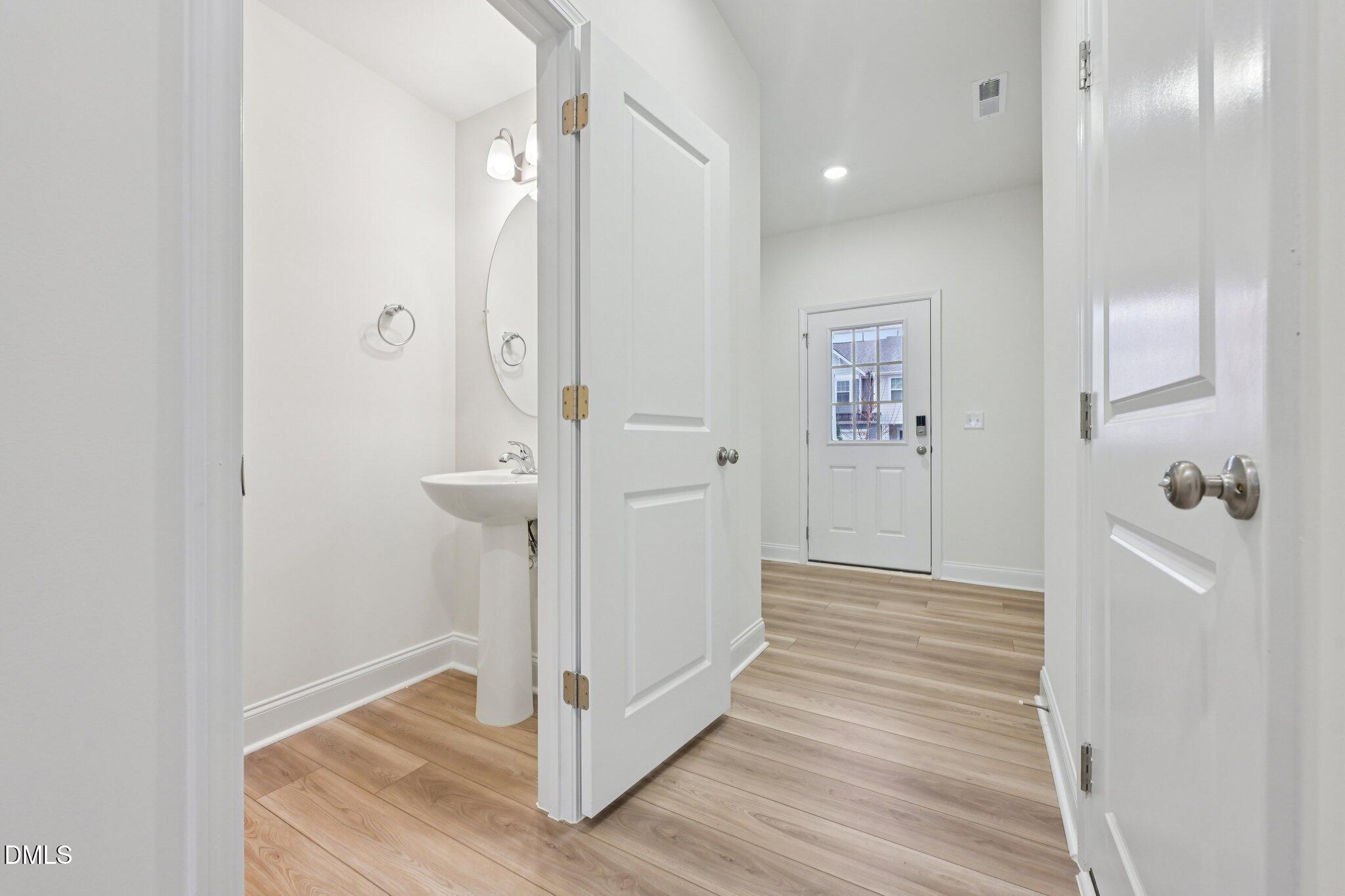 629 Sefton Park Drive Property Photo 10