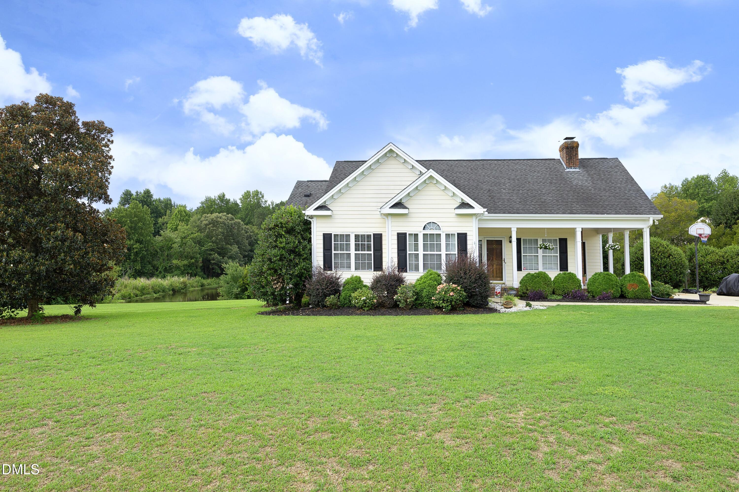 211 Sherman Lakes Drive Property Photo 2