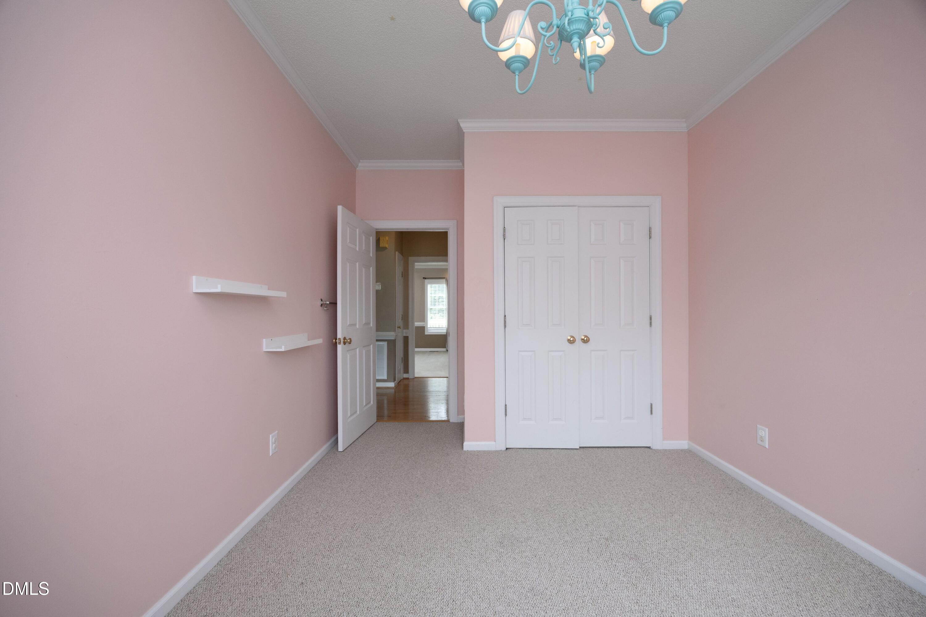 211 Sherman Lakes Drive Property Photo 19