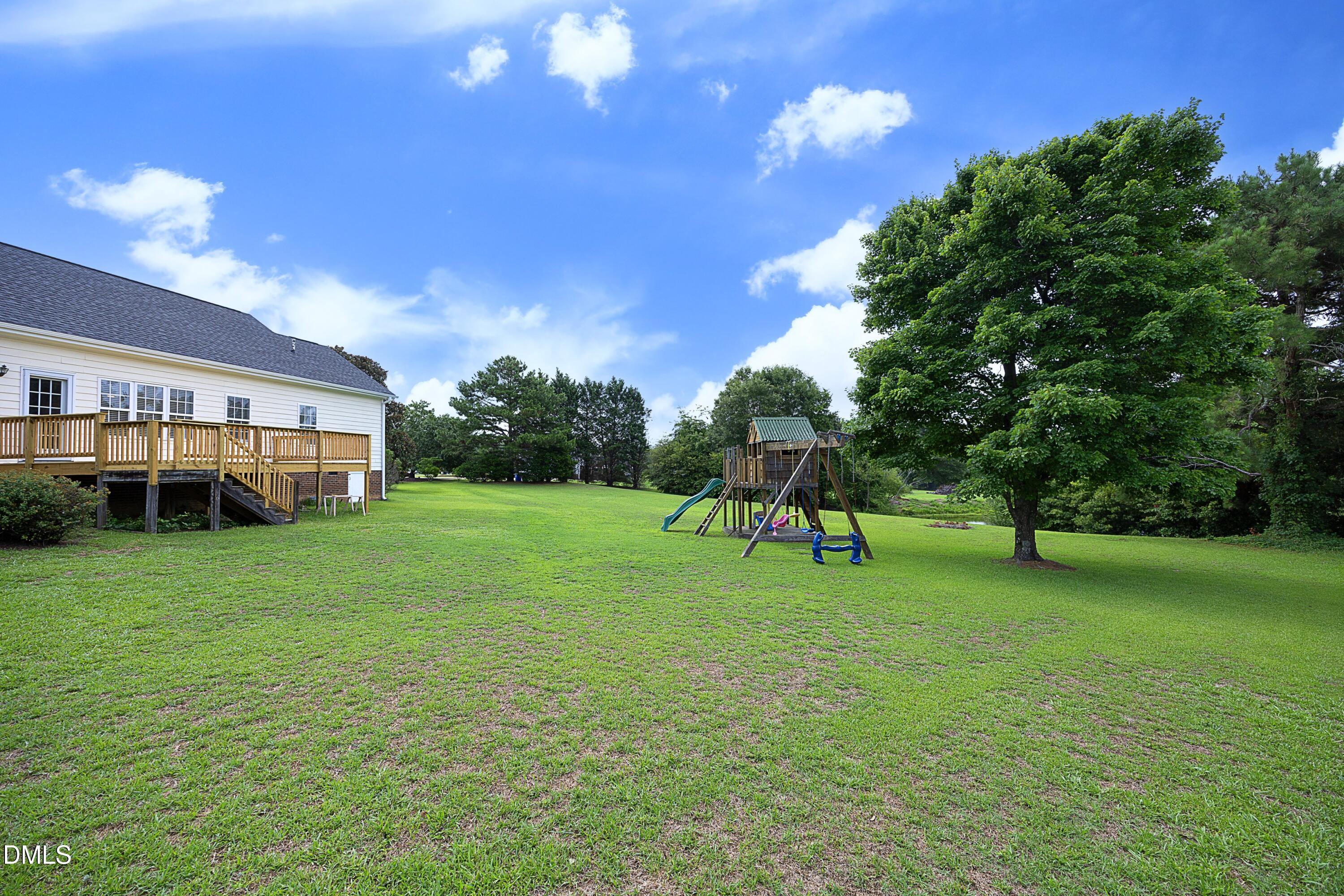 211 Sherman Lakes Drive Property Photo 29