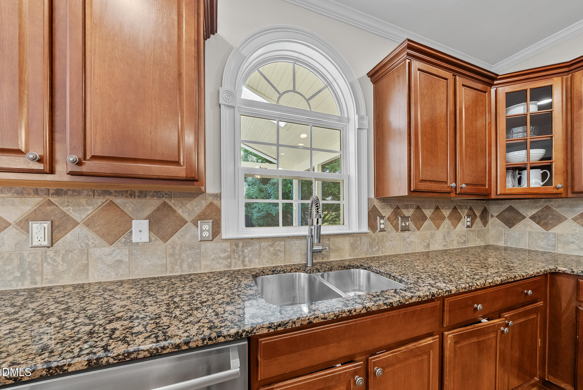 305 Ambermore Place Property Photo 10