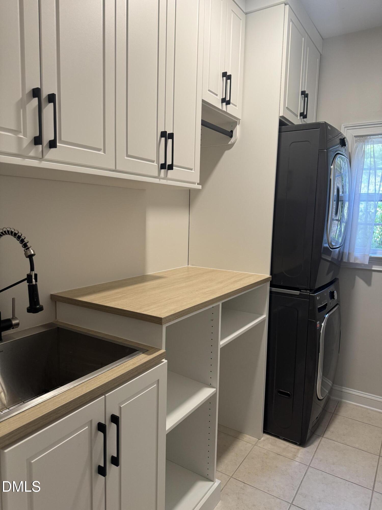 305 Ambermore Place Property Photo 18