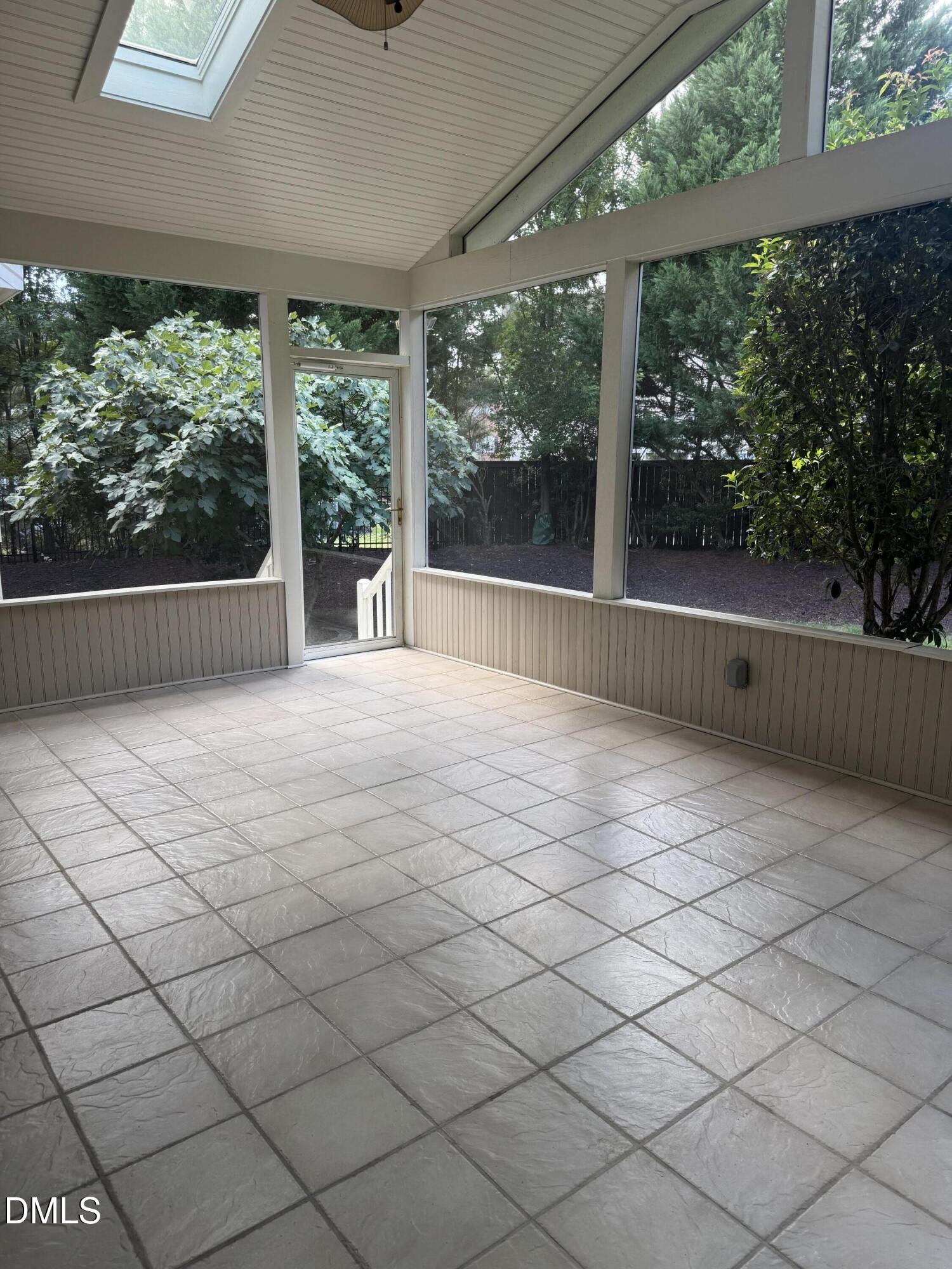 305 Ambermore Place Property Photo 22