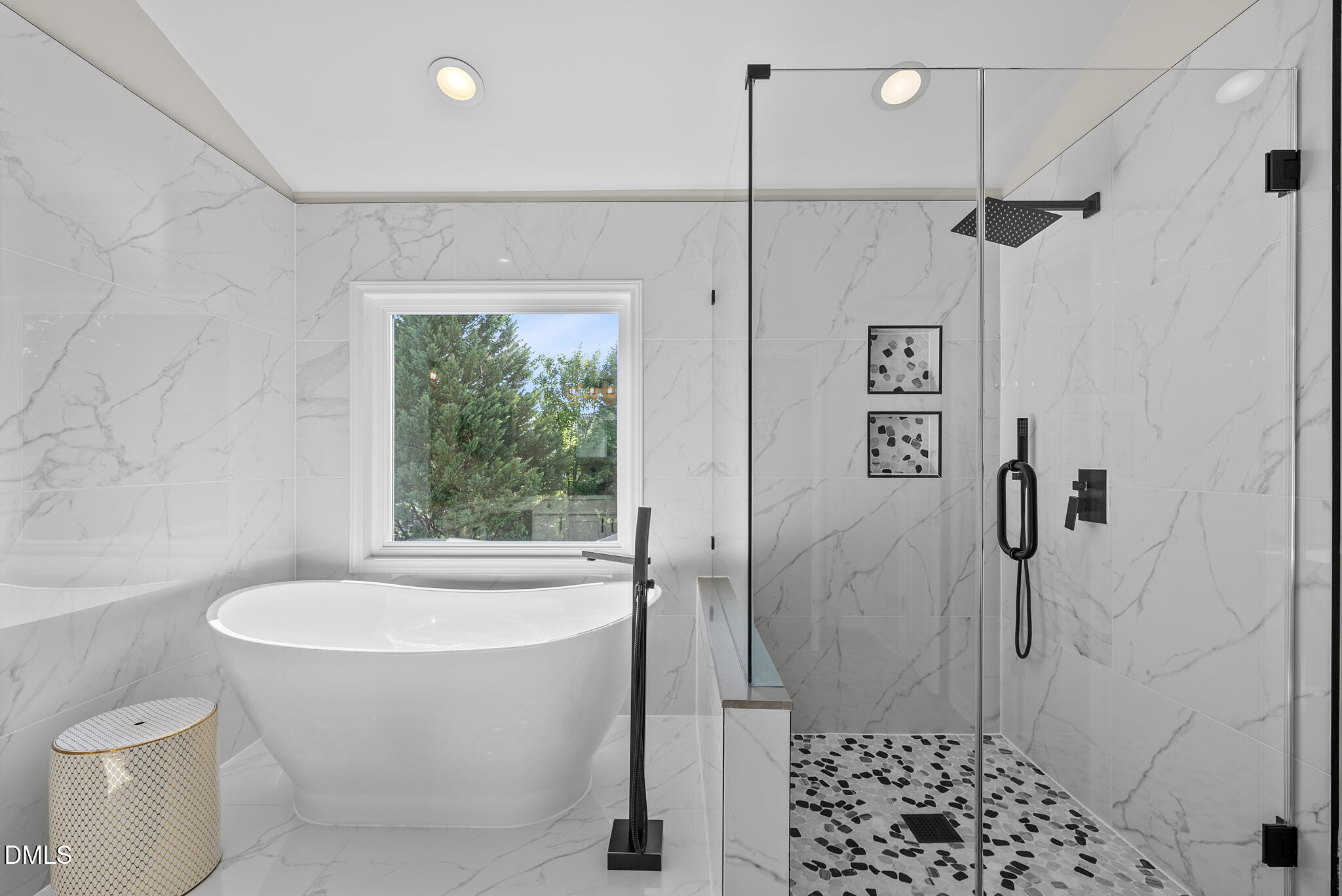 305 Ambermore Place Property Photo 25