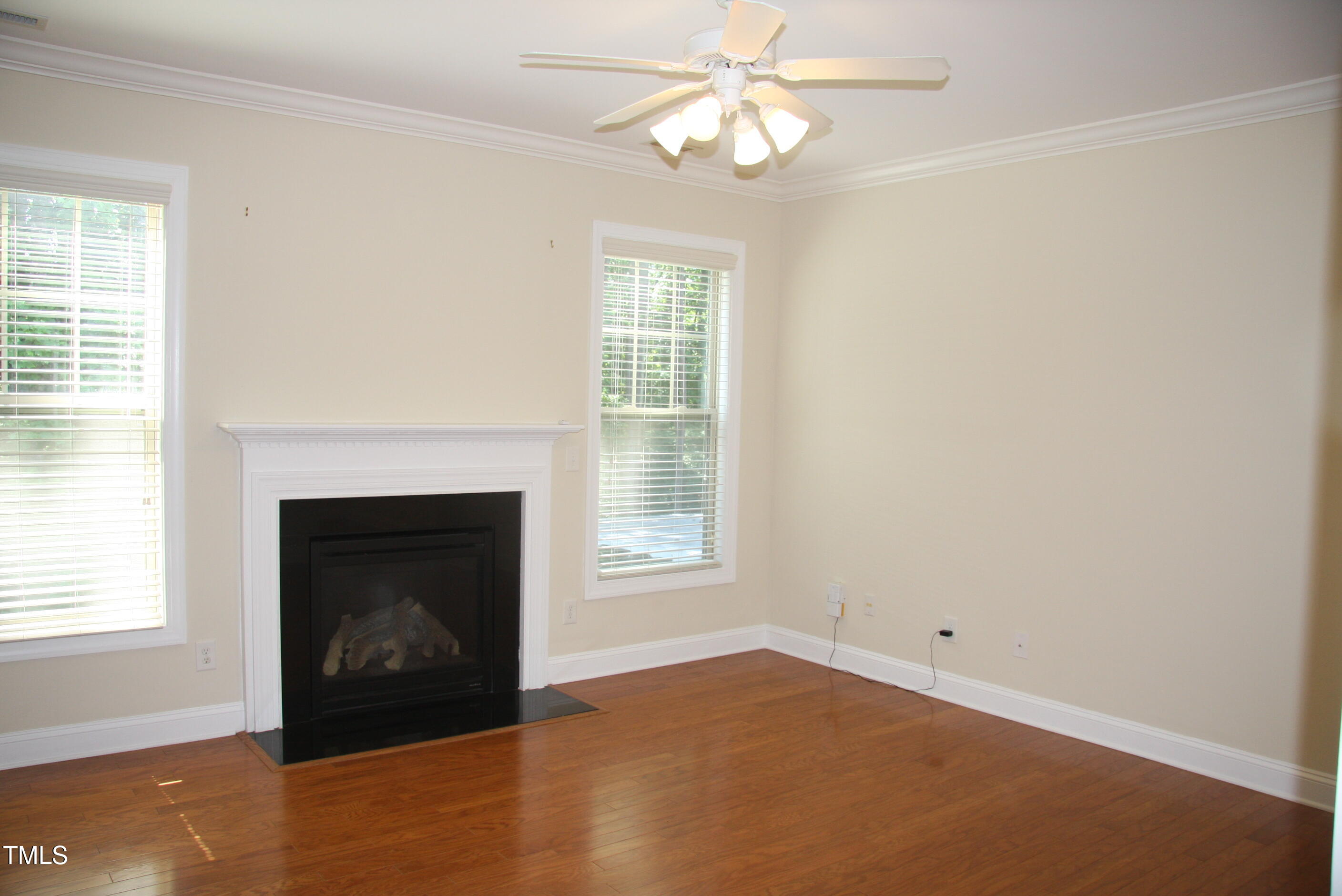 4116 Collamer Drive Property Photo 7