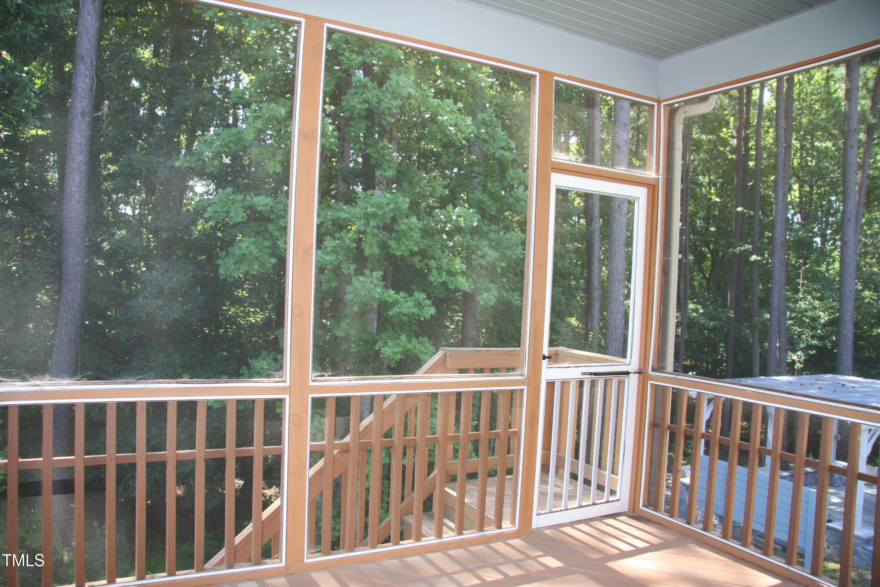 4116 Collamer Drive Property Photo 15