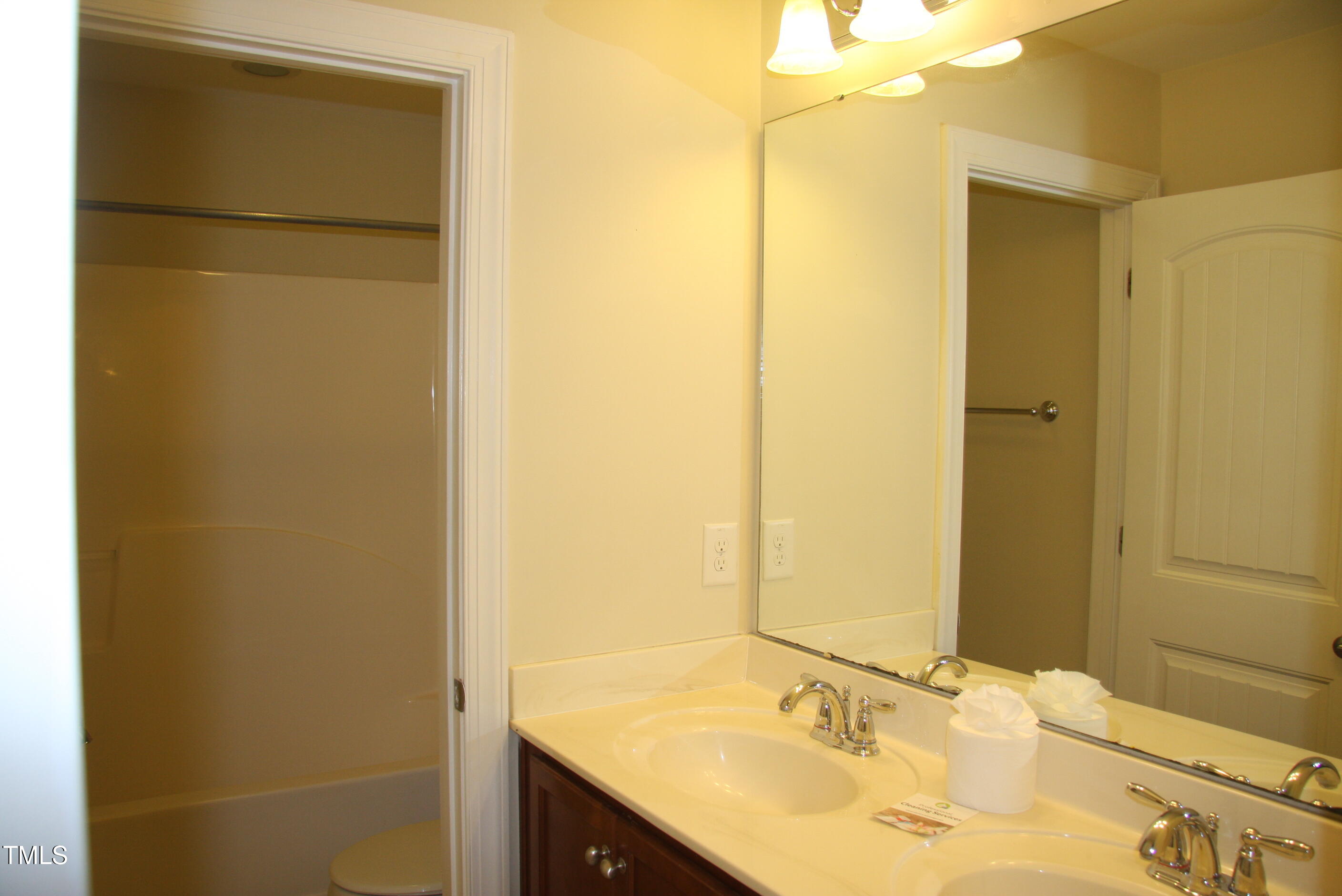 4116 Collamer Drive Property Photo 19