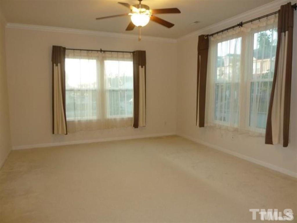 2425 Historic Circle Property Photo 4