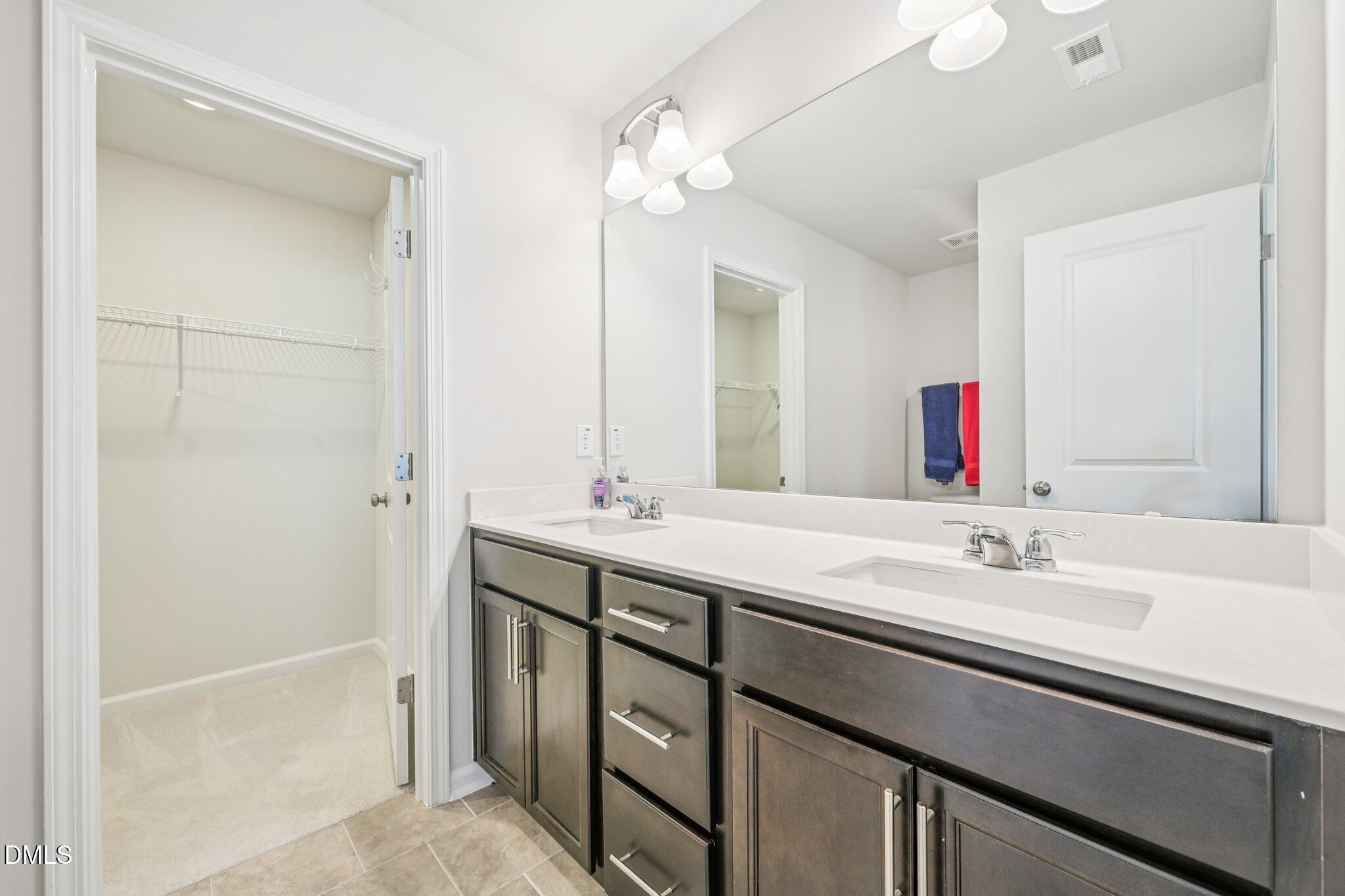 5348 Arkose Drive Property Photo 14
