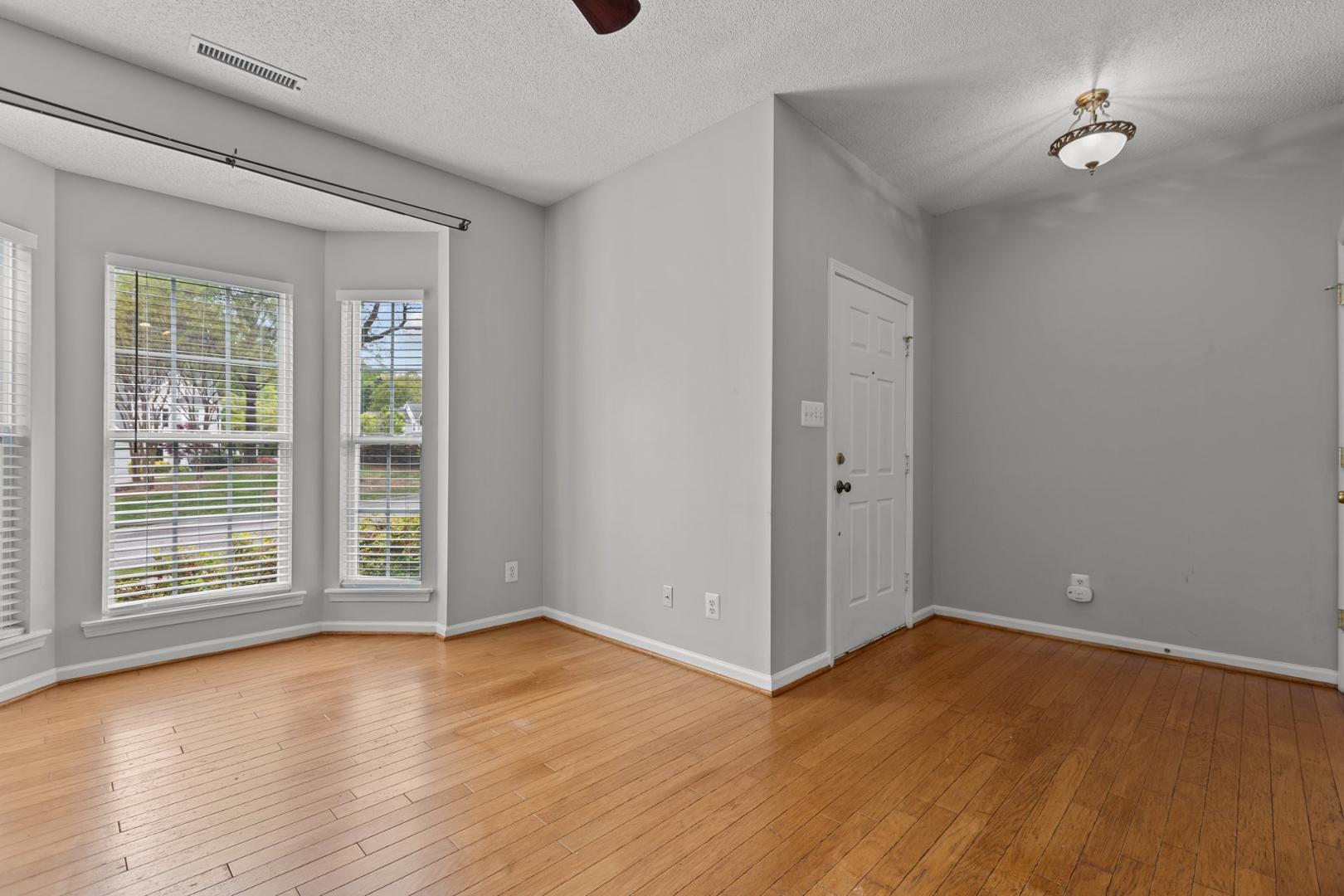 5316 Corinthian Way Property Photo 6